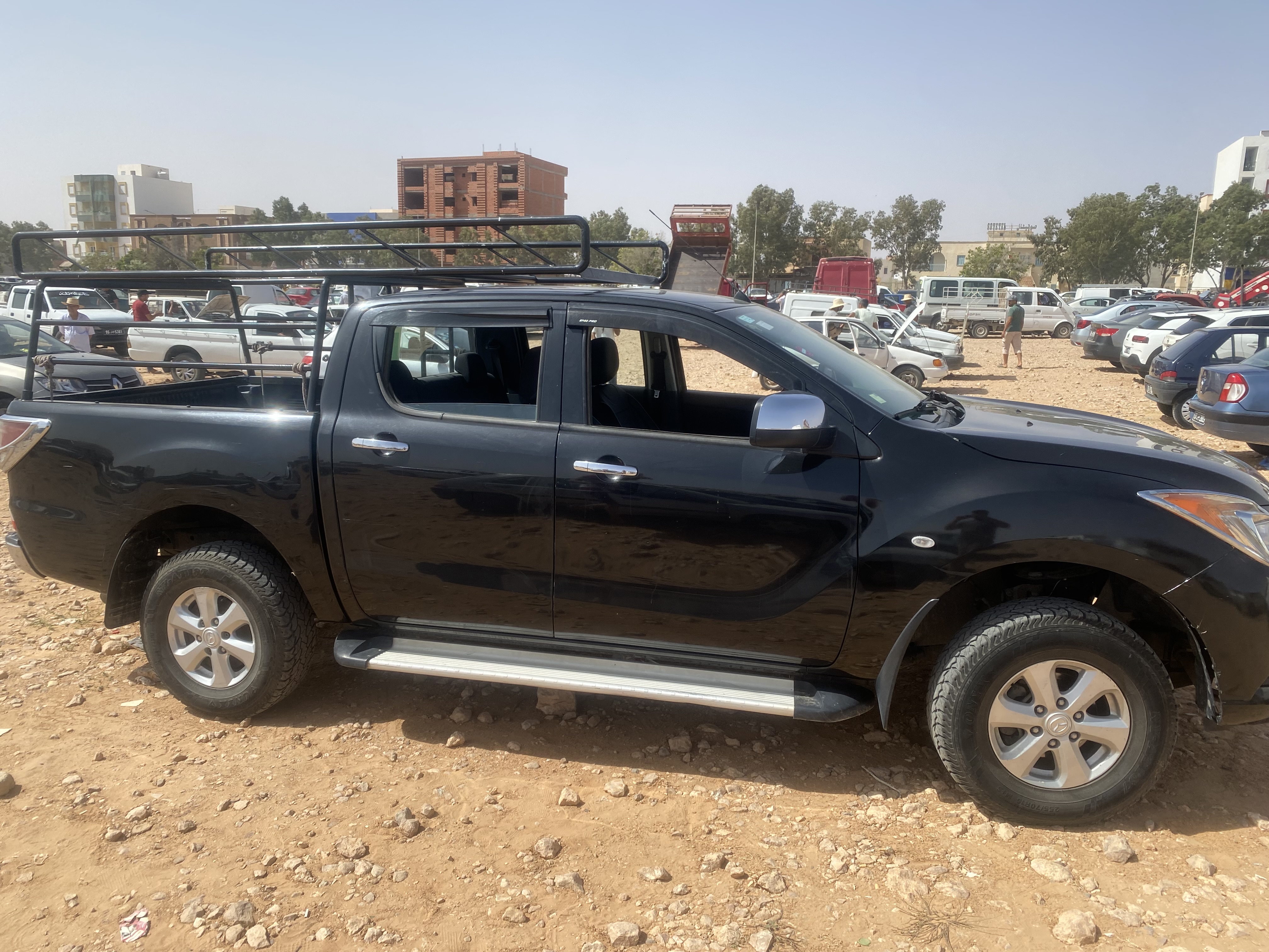 Djerba - Houmet Essouk Bazim Mazda BT-50 Mazda bt50