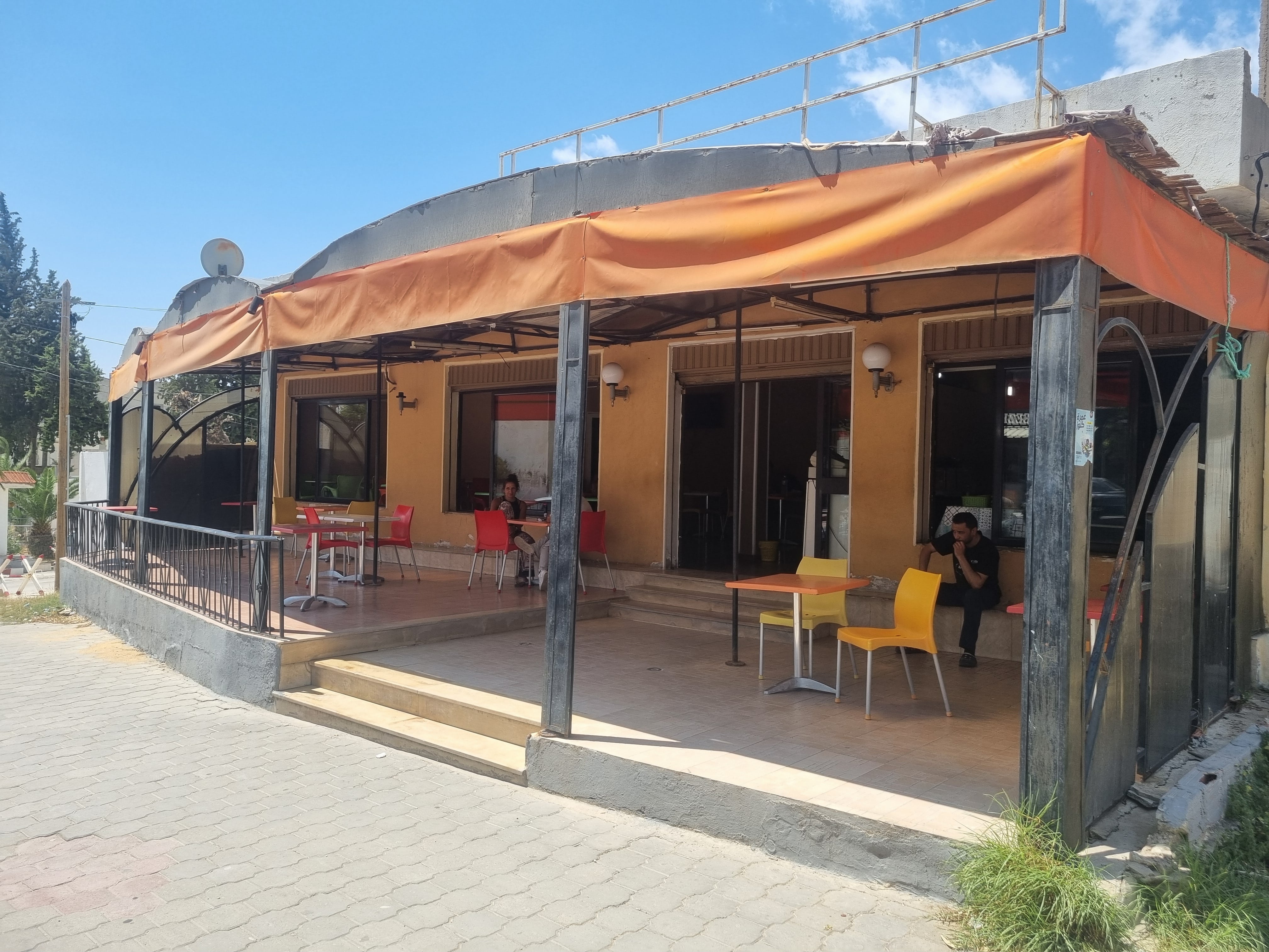 Le Kef Ouest Kef Ouest Bureaux & Commerces Fond de Commerce Fond de commerce restaurant tout quip kef centre