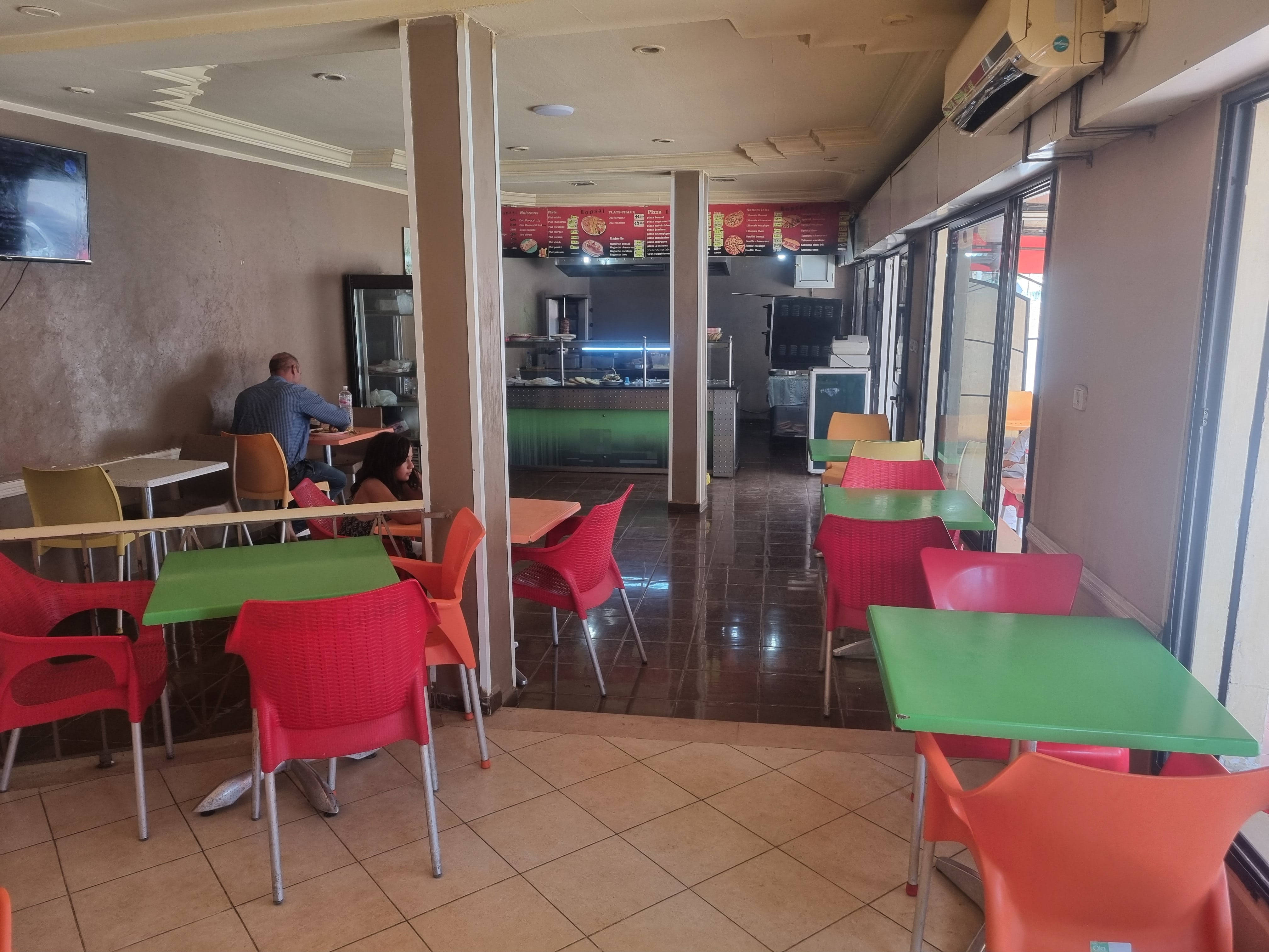 Le Kef Ouest Kef Ouest Bureaux & Commerces Fond de Commerce Fond de commerce restaurant tout quip kef centre