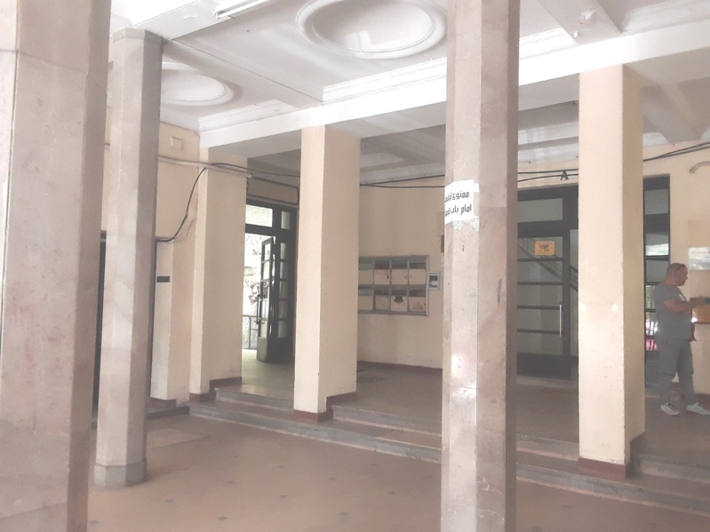 Bab Bhar Republique Bureaux & Commerces Bureau tage d'immeuble professionnel  usage de bureau