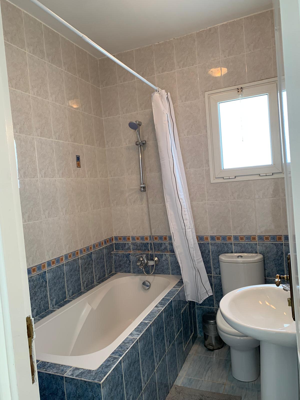 Ariana Ville El Menzah 6 Location Appart. 2 pices Tres beau etage villa