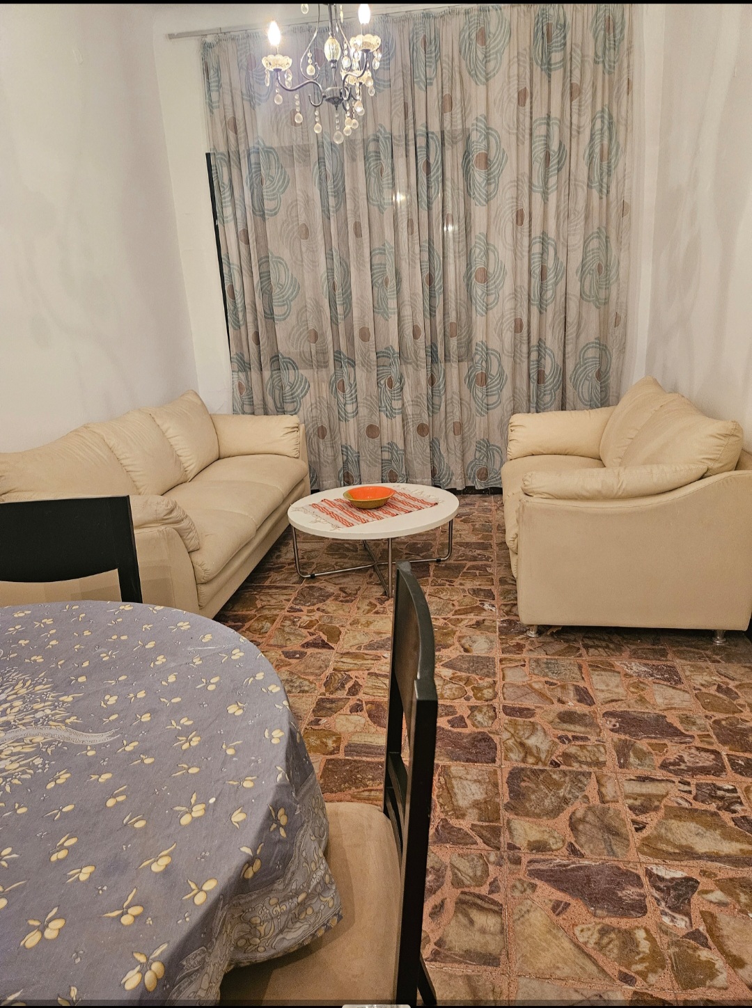 El Menzah Tunis Belvedere Location Appart. 4 pices Spacieux s4 longue duree place pasteur