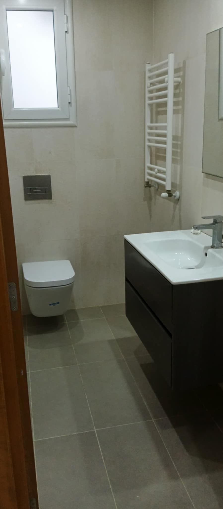Ain Zaghouan Ain Zaghouan Location Appart. 3 pices Appart s2  ain zaghouen  prs clinique soukra