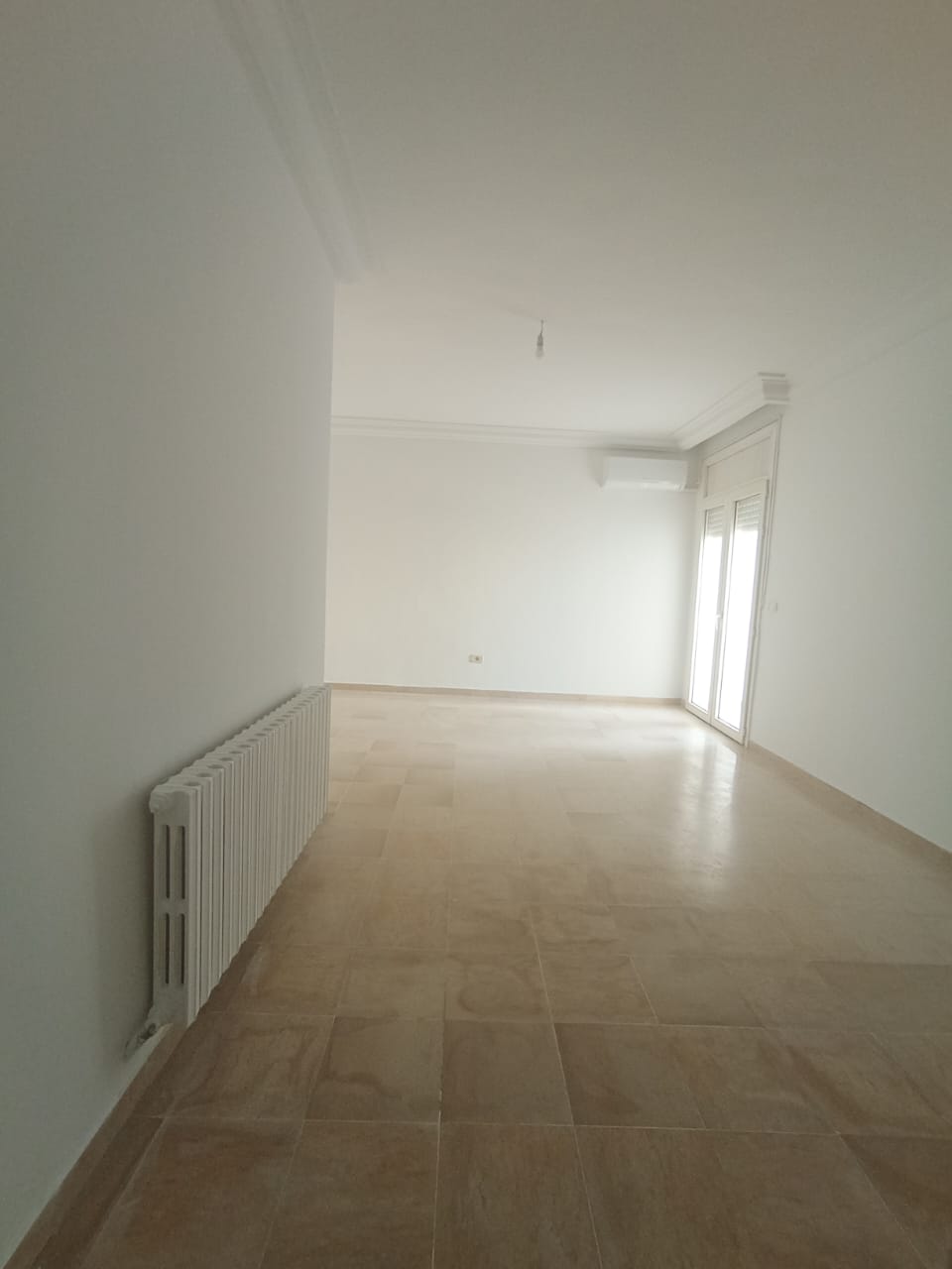 La Marsa El Aouina Location Appart. 2 pices Appartement splus 2  lwahat