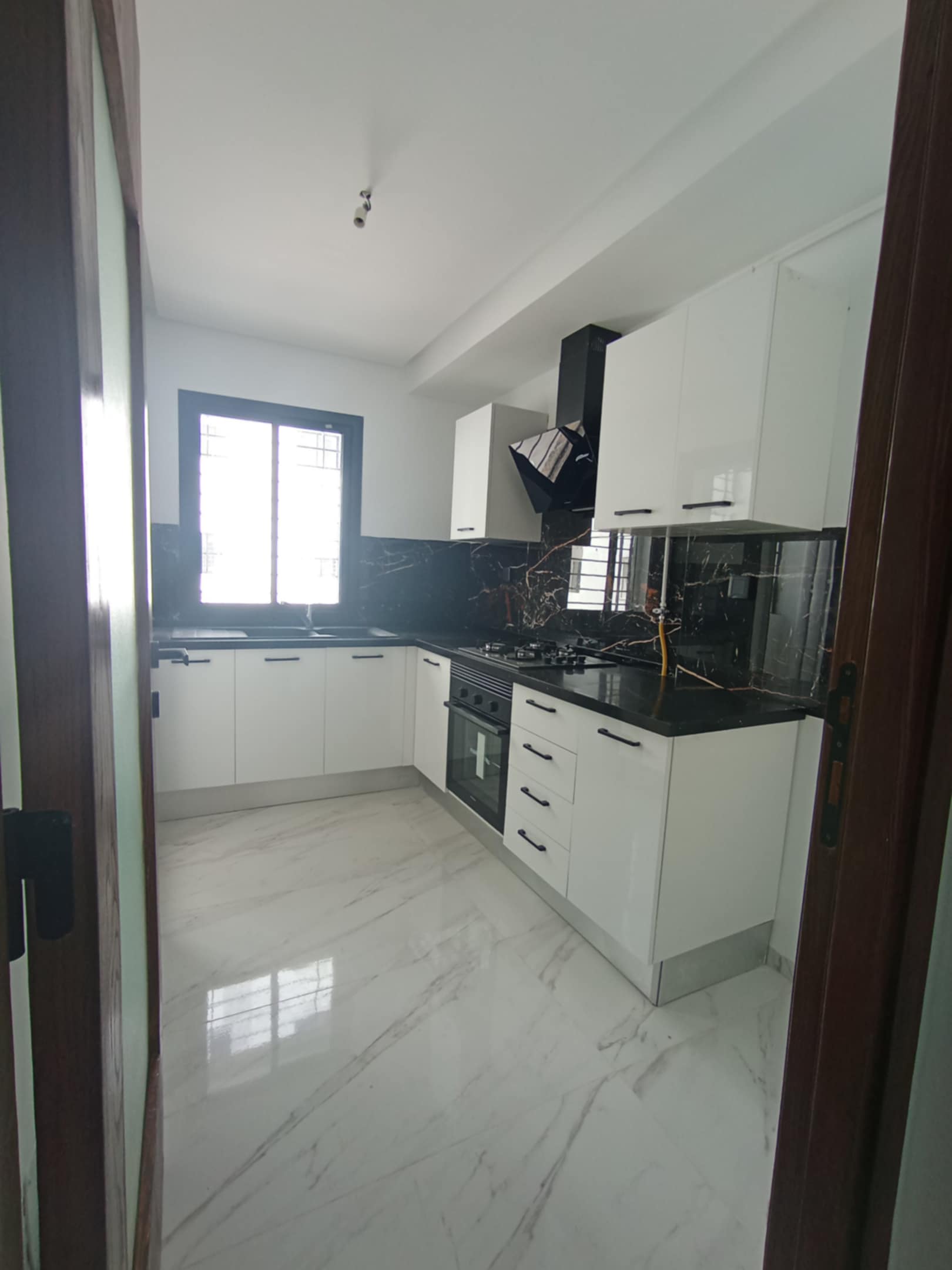 Ain Zaghouan Ain Zaghouan Vente Appart. 3 pices Appt s plus 2 jamais habit  cit el wahat