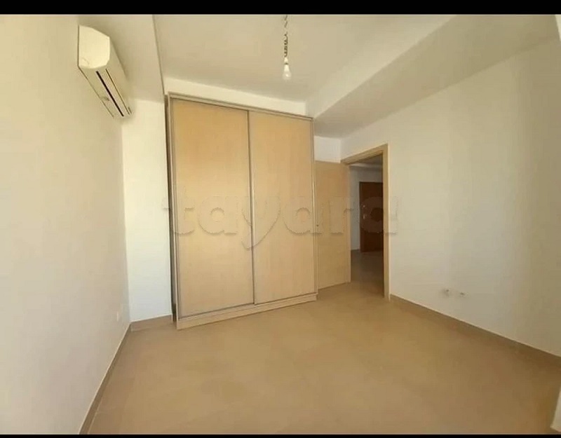 El Menzah El Menzah 9 Location Appart. 2 pices S plus 1 hst a el manzah 9c wb4253
