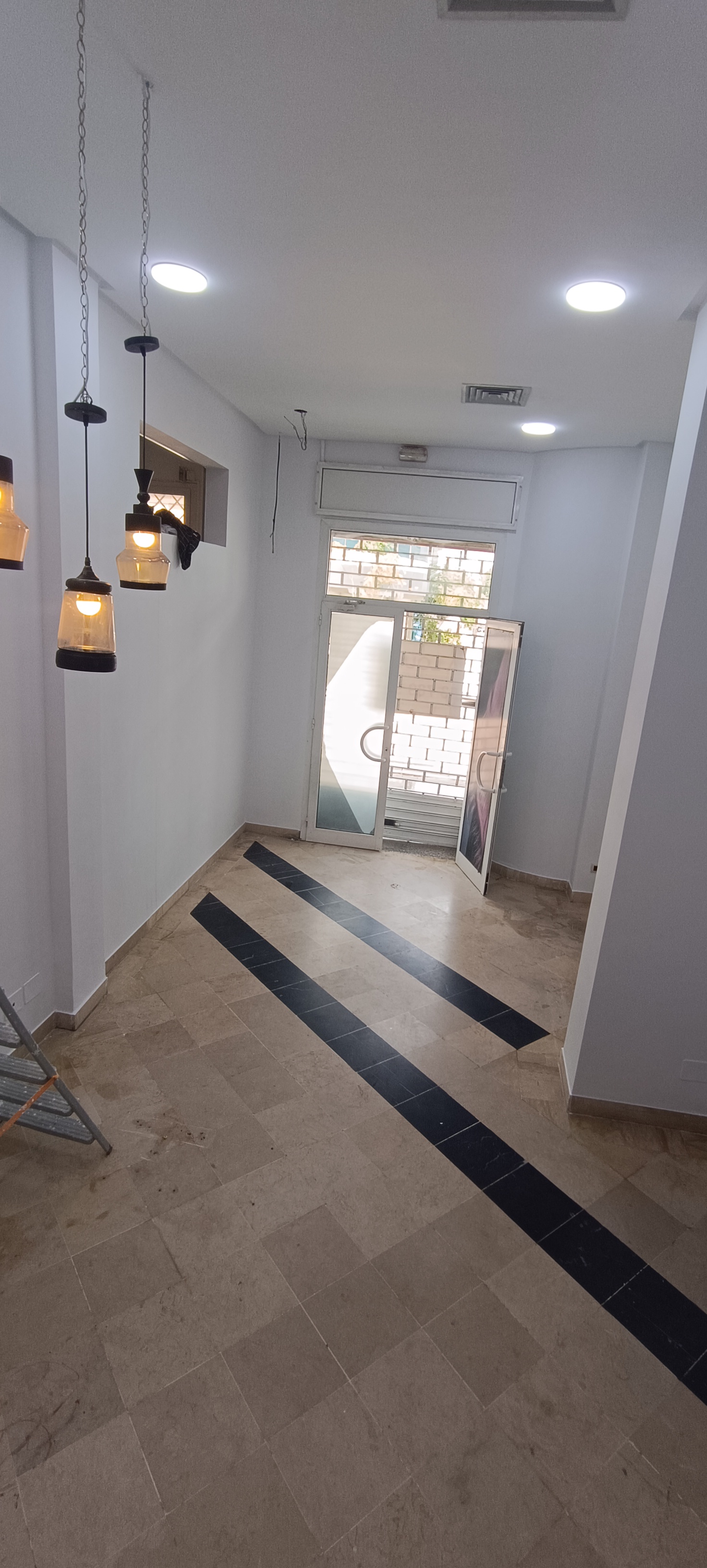 Cite El Khadra Cite Jardins Bureaux & Commerces Surfaces Local  usage professionnel et commercial
