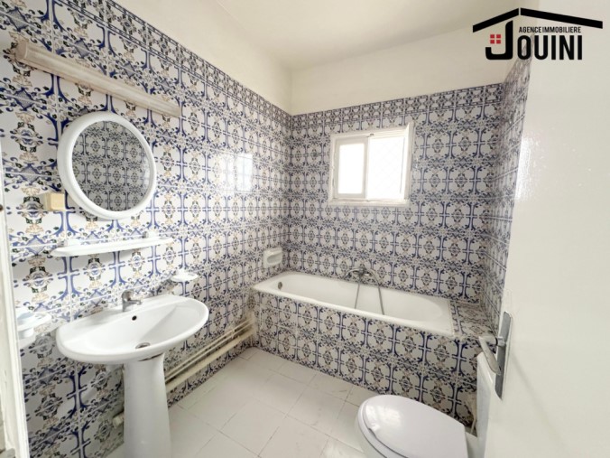 La Soukra Borj Louzir Vente Appart. 4 pices Appart a el behi ladgham borj louzir ariana