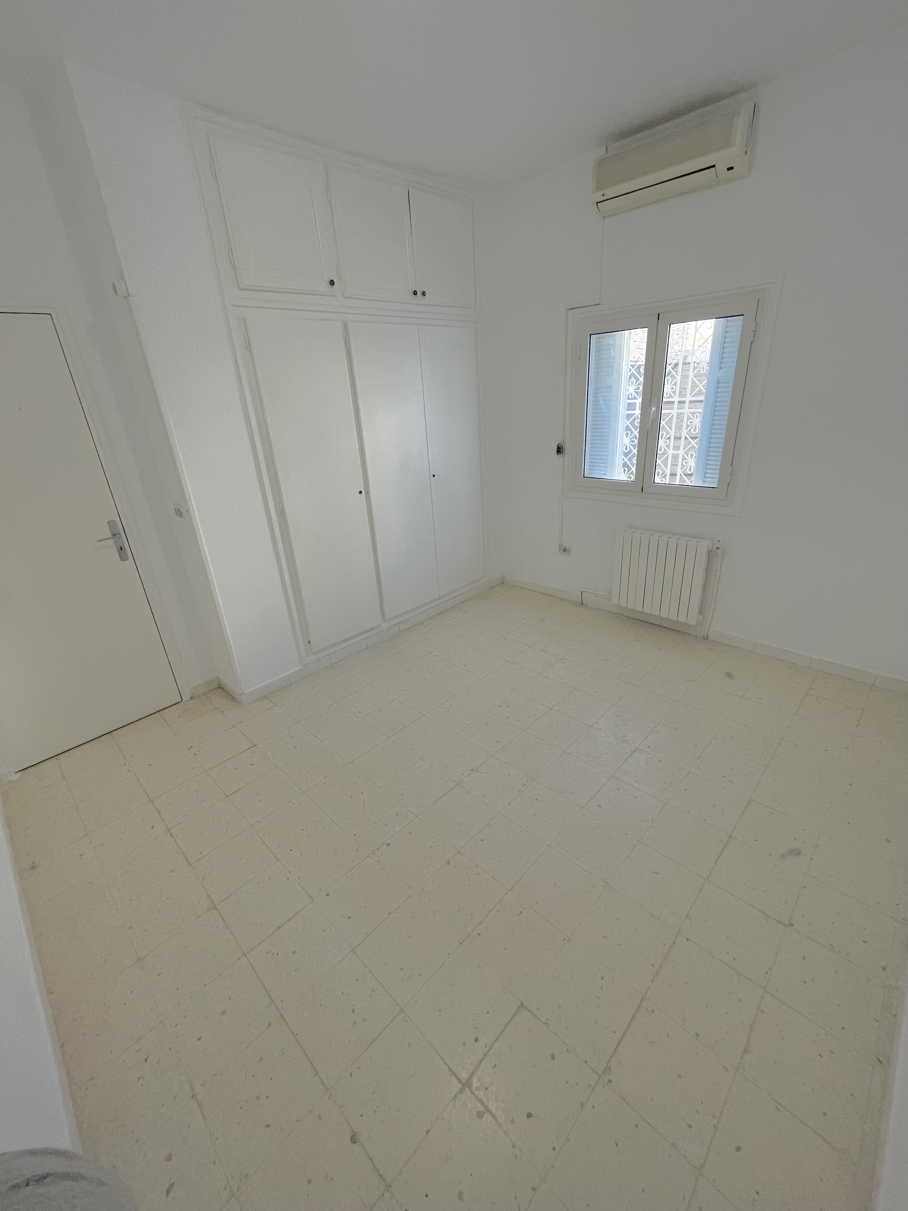 Ezzahra Ezzahra Location Maisons Villa  ezzahra
