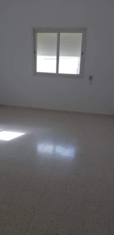 Raoued Borj Touil Location Appart. 3 pices App spacieux cit cheker