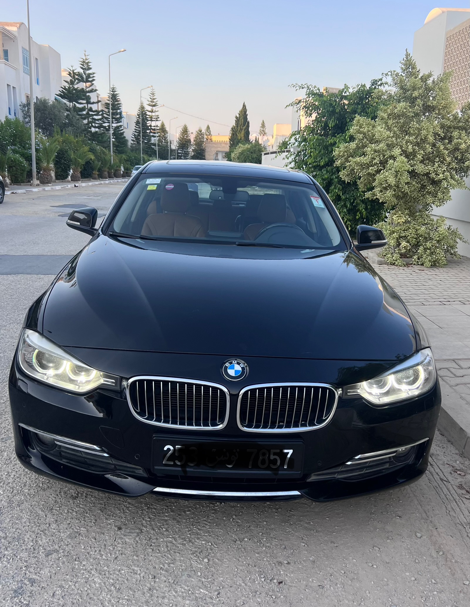 Ariana Ville Cite Ennasr 1 Bmw Serie 3 Bmw 316 pack luxury avec options pack m
