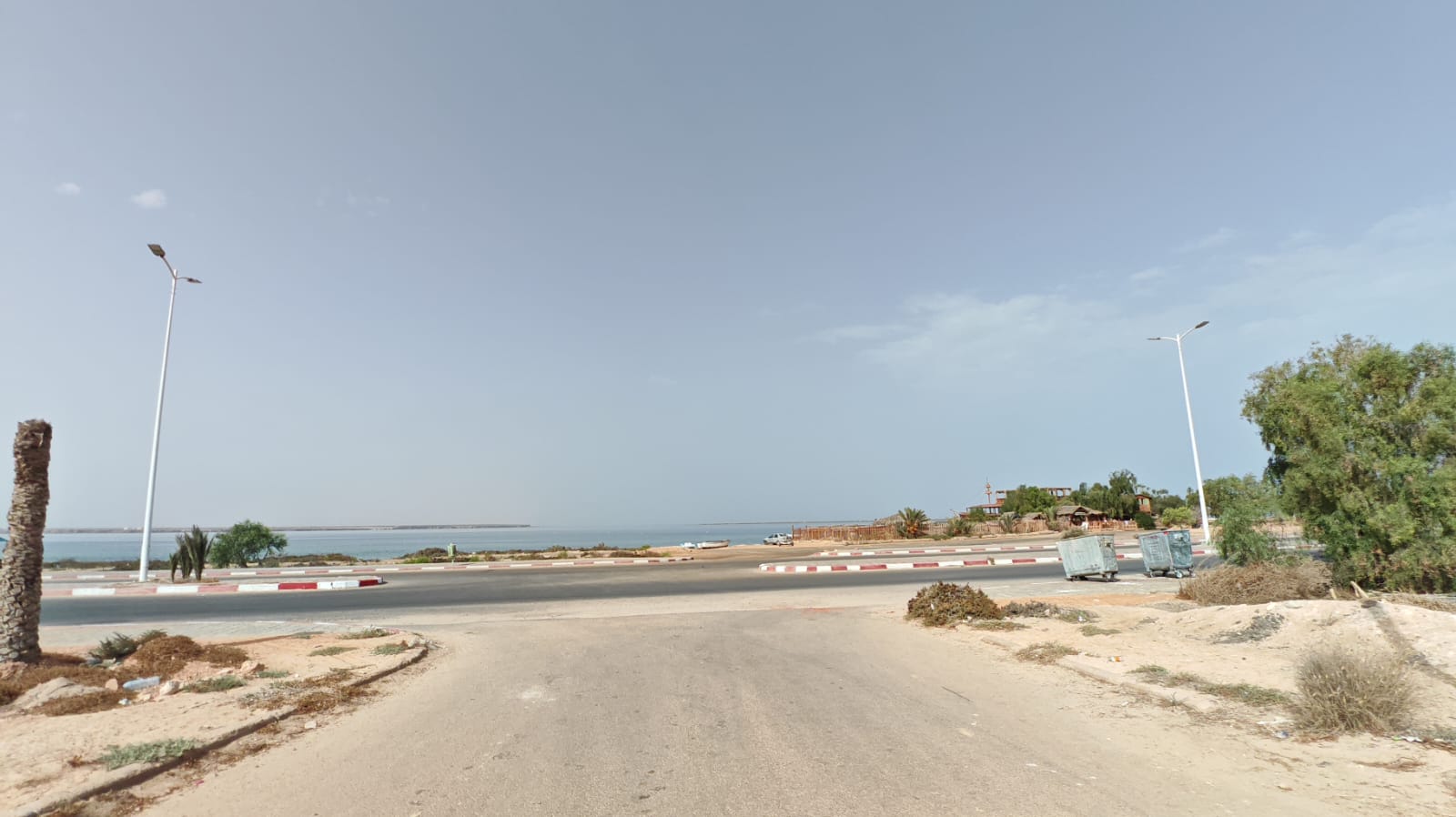 Ajim Ajim Terrain Terrain nu Terrain viabilis dans la zone afh avec permis