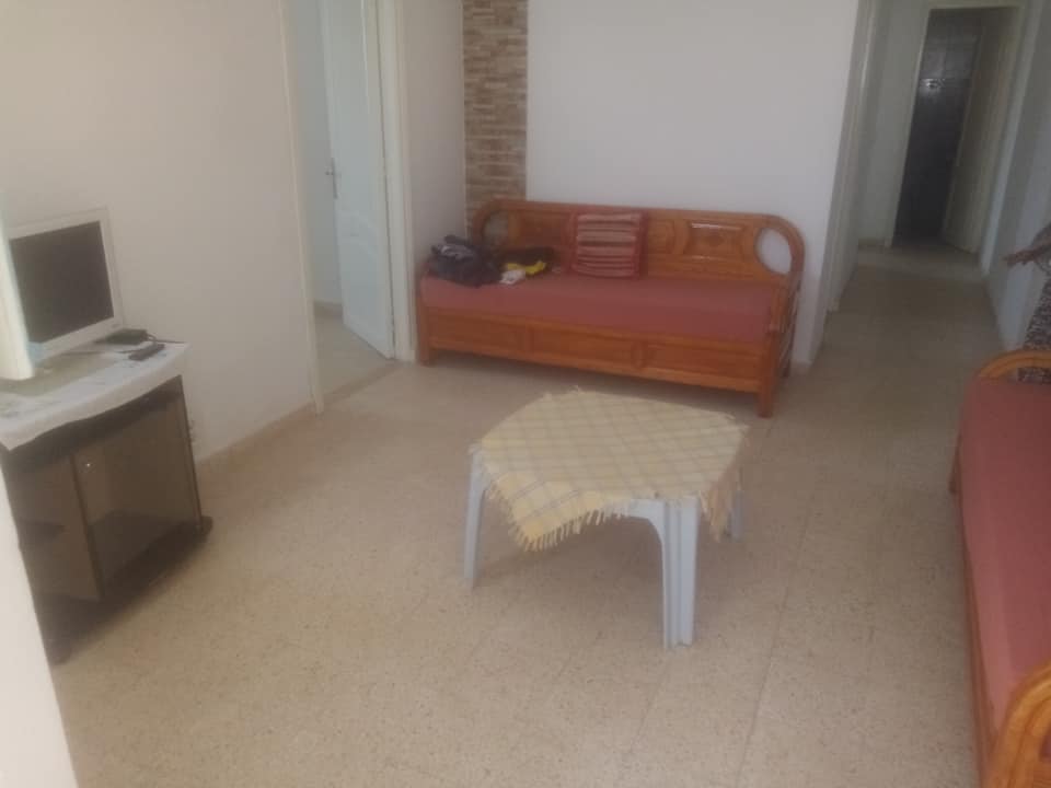 Le Bardo Le Bardo Location Appart. 3 pices Etage s2 meuble pour filles pres stade bardo