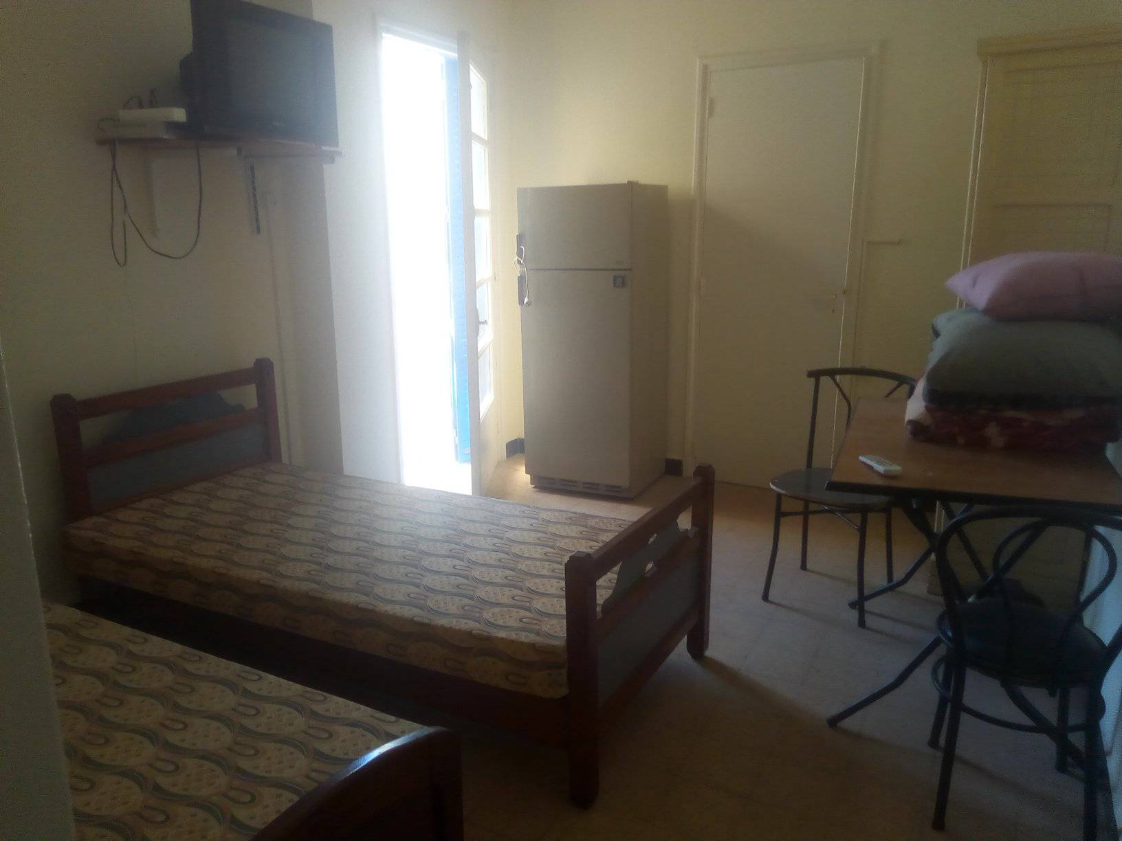 Bab Bhar Republique Location Appart. 1 pice S0 meuble et climatisee pres avenue mohamed 5