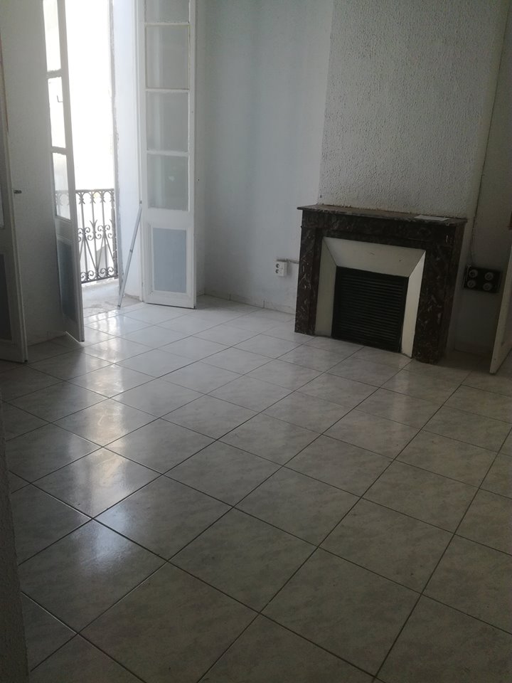 Bab Bhar Republique Location Appart. 3 pices Appt s2 tres propre pres avenue paris