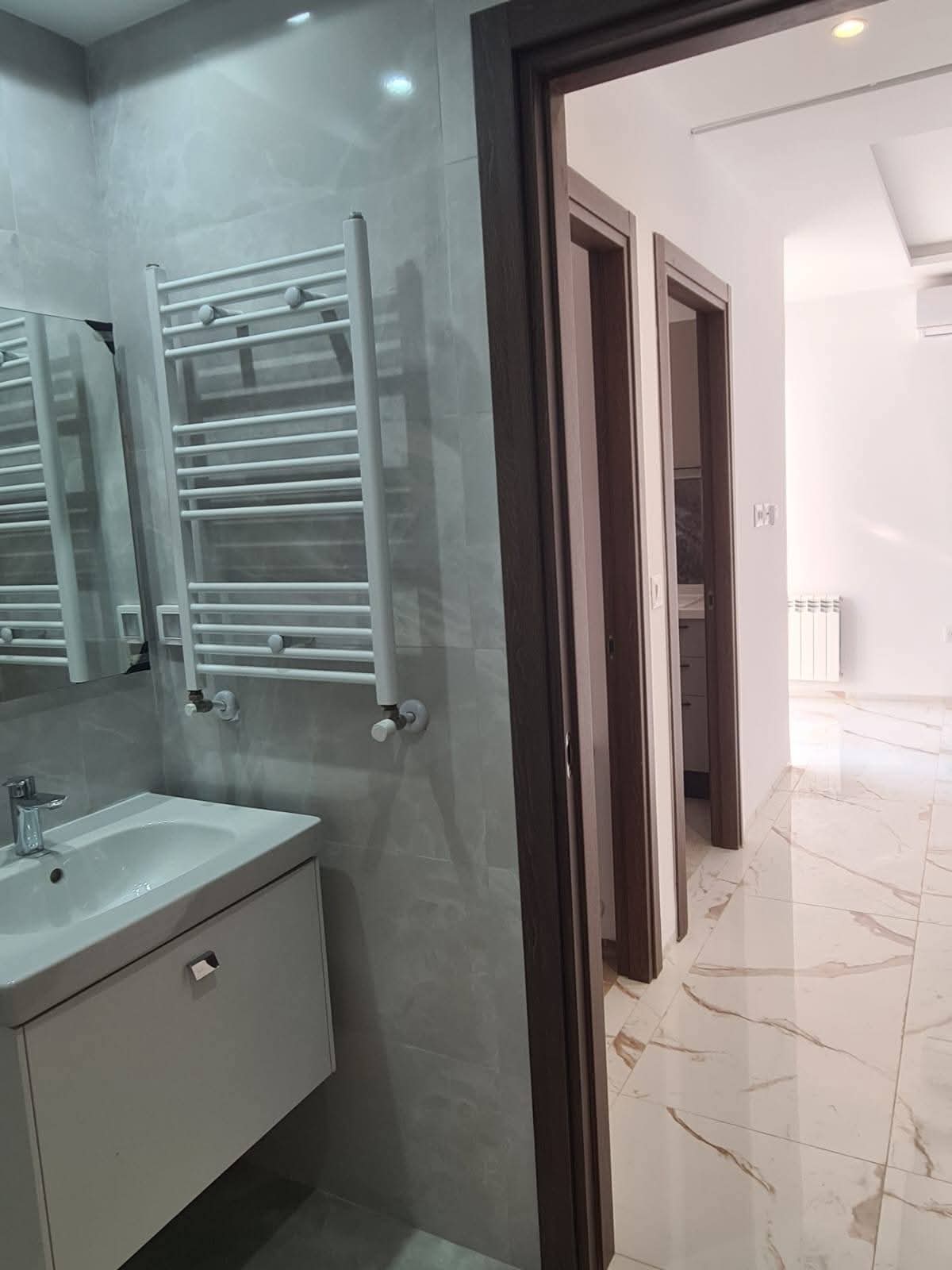Ain Zaghouan Ain Zaghouan Location Appart. 2 pices S1 neuf nouvelle soukra