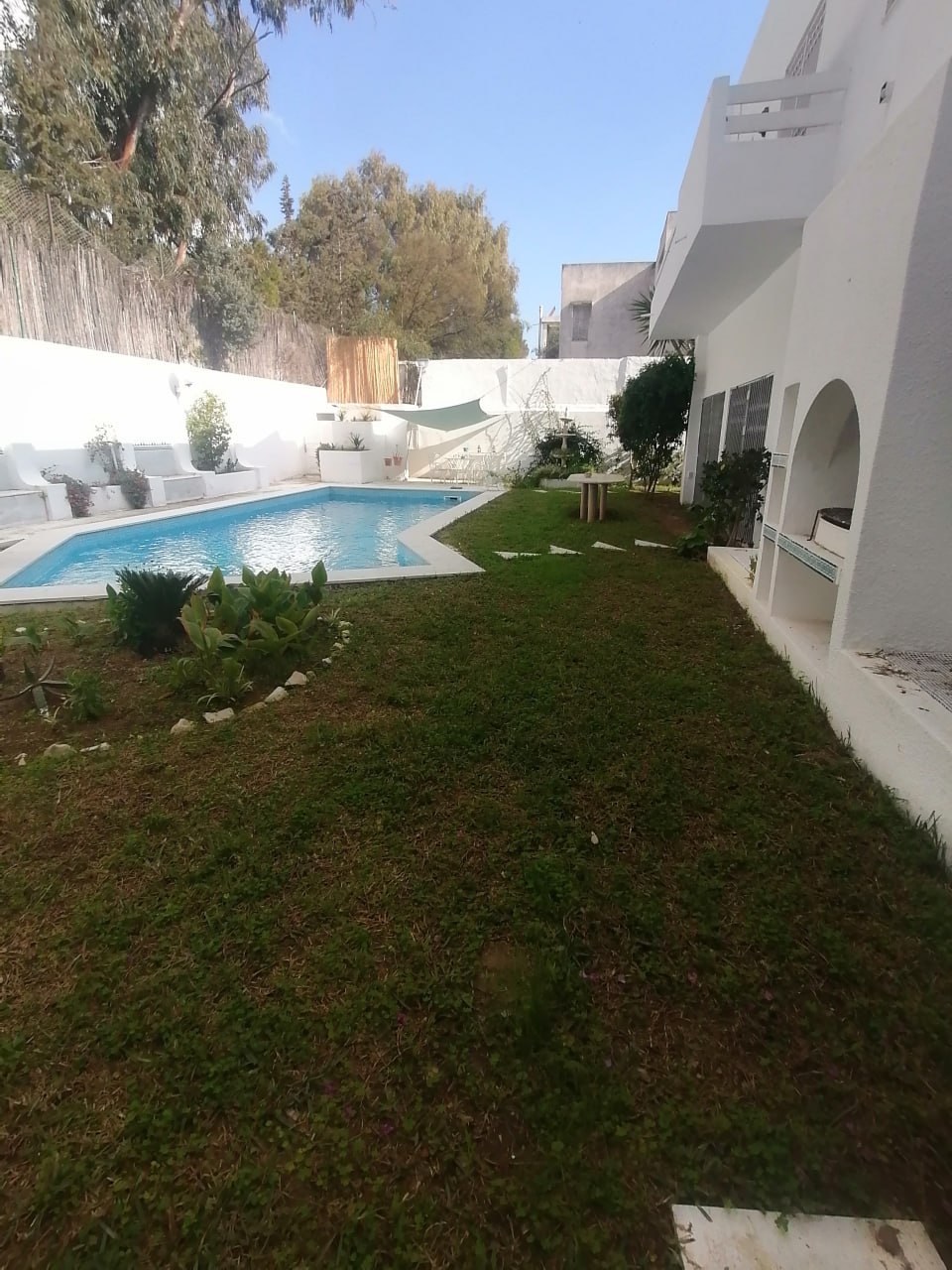 El Menzah Mutuelle Ville Location Maisons Villa avec piscine nord hilton