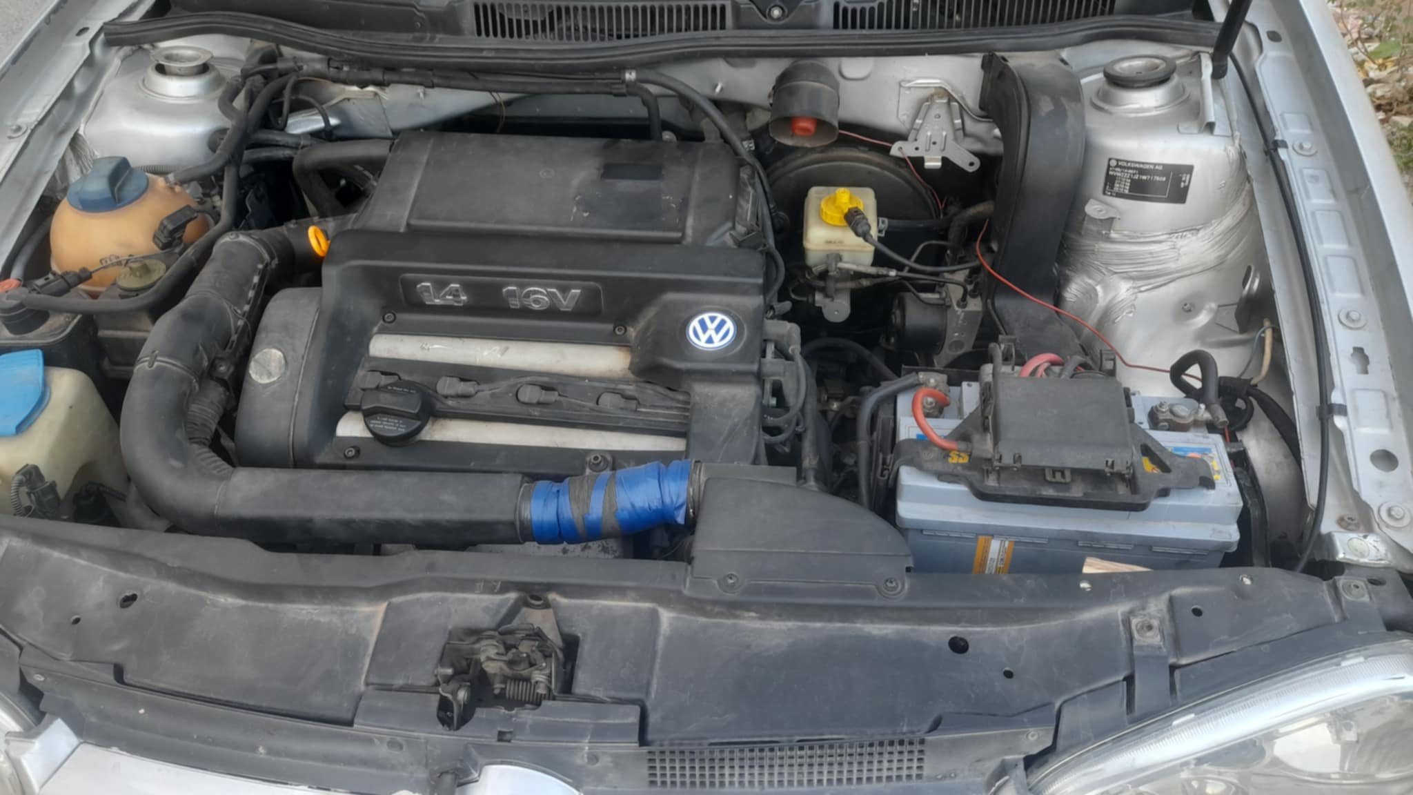 Ezzahra Ezzahra Volkswagen Golf 4 Golf 4 trs bonne tat