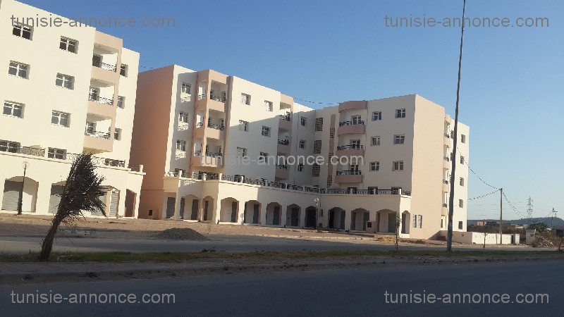 Raoued Ariana Essoughra Location Appart. 4 pices S et 3 au rez de chausse snit nour jaafar ariana
