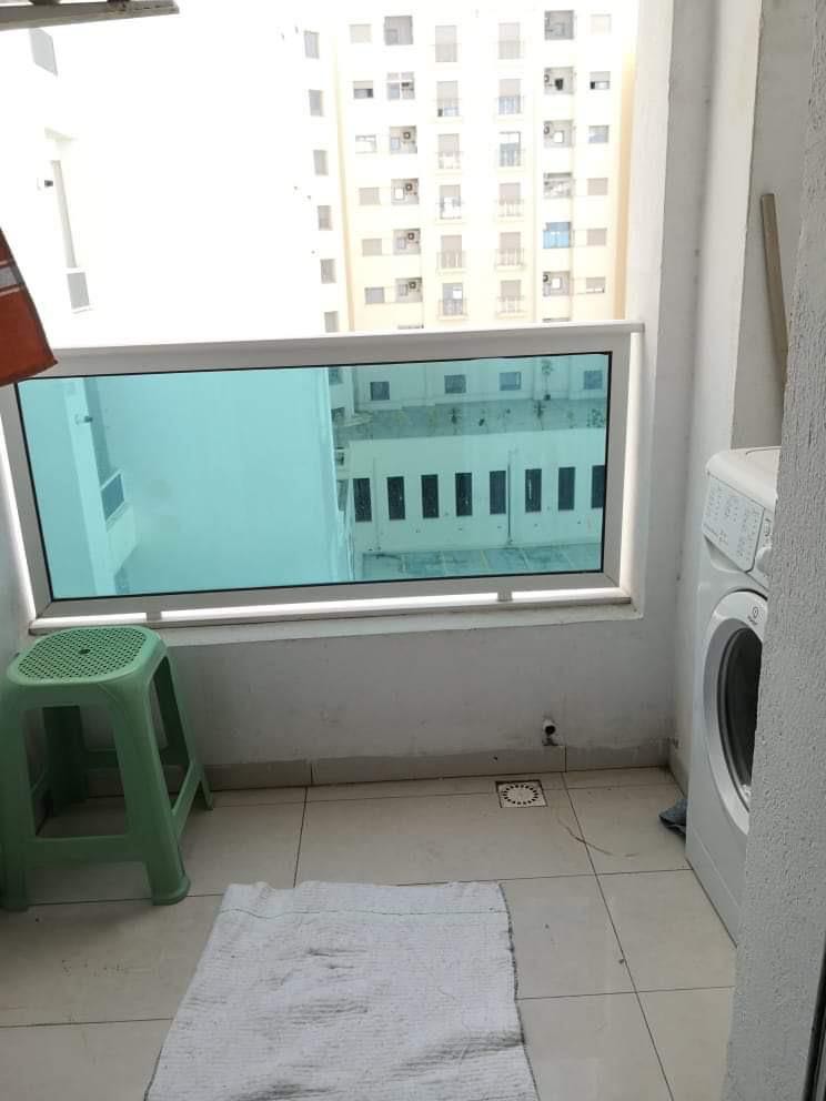 La Marsa Berge Du Lac Location vacances Appart. 2 pices S1 luxueux a cot tunisia mall par nuit ou semaine
