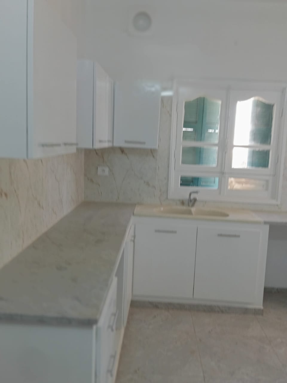 Sakiet Ezzit Sakiet Ezzit Location Appart. 4 pices Appartements  sakiet ezzit prs de uib