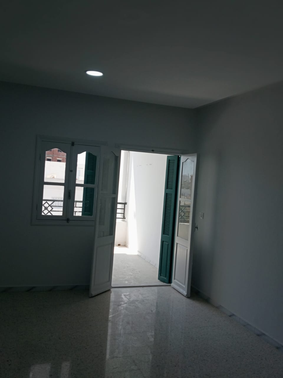 Sakiet Ezzit Sakiet Ezzit Location Appart. 4 pices Appartements  sakiet ezzit prs de uib