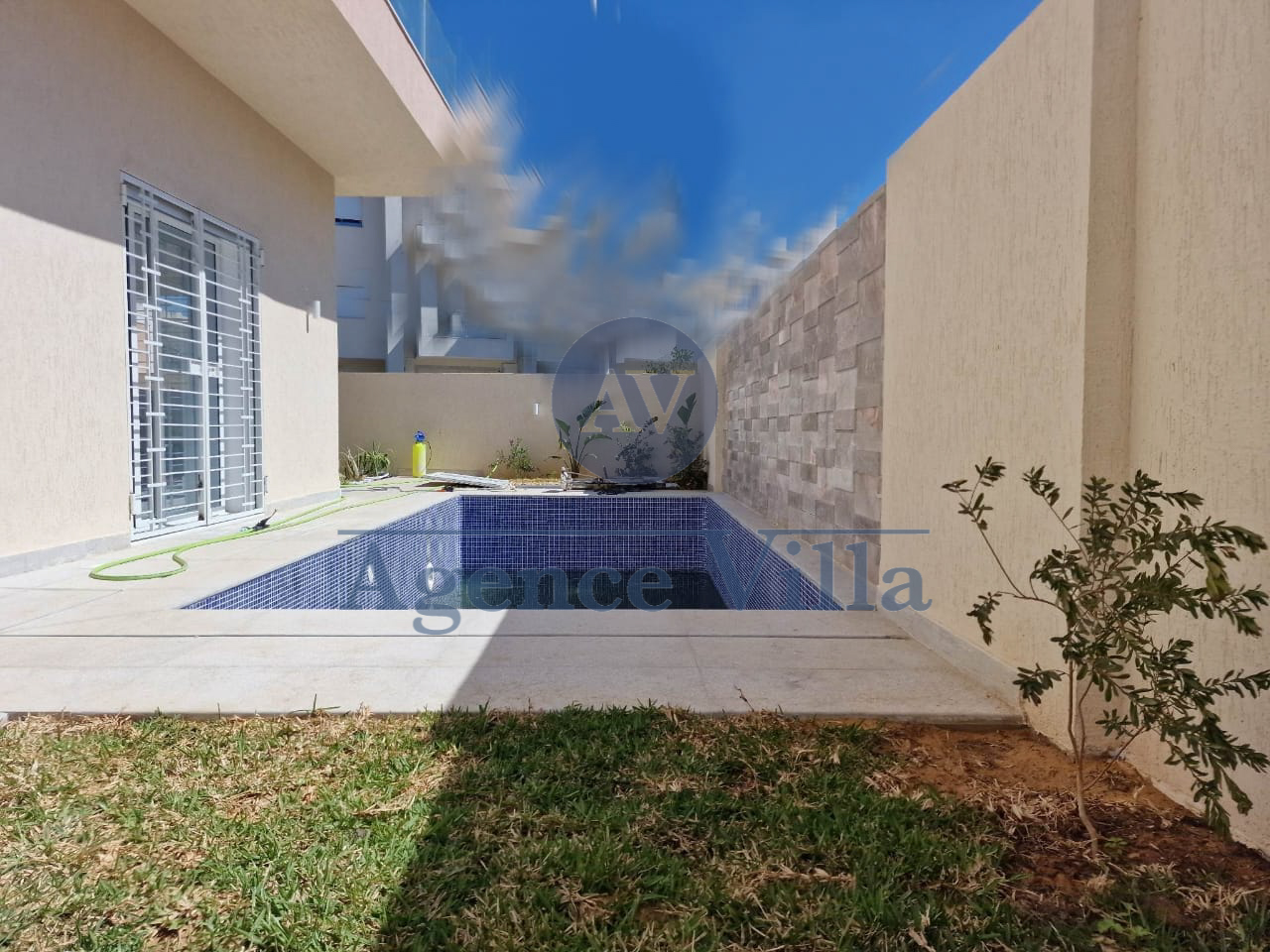 La Soukra Chotrana 1 Location Maisons Une villa avec piscine  la soukra