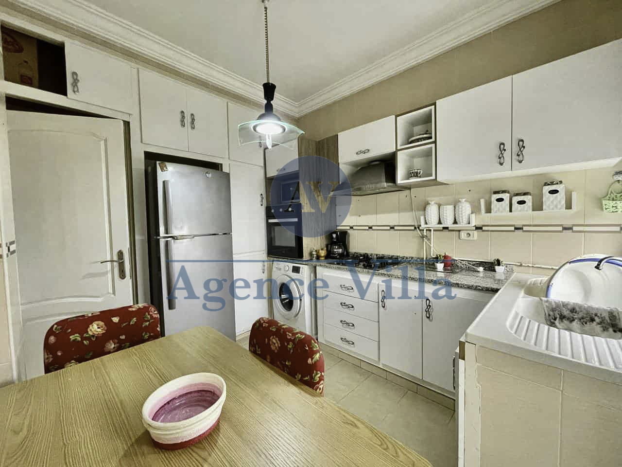 La Marsa Sidi Daoud Location Appart. 3 pices Un appartement s2 meubl  la marsa avec garage
