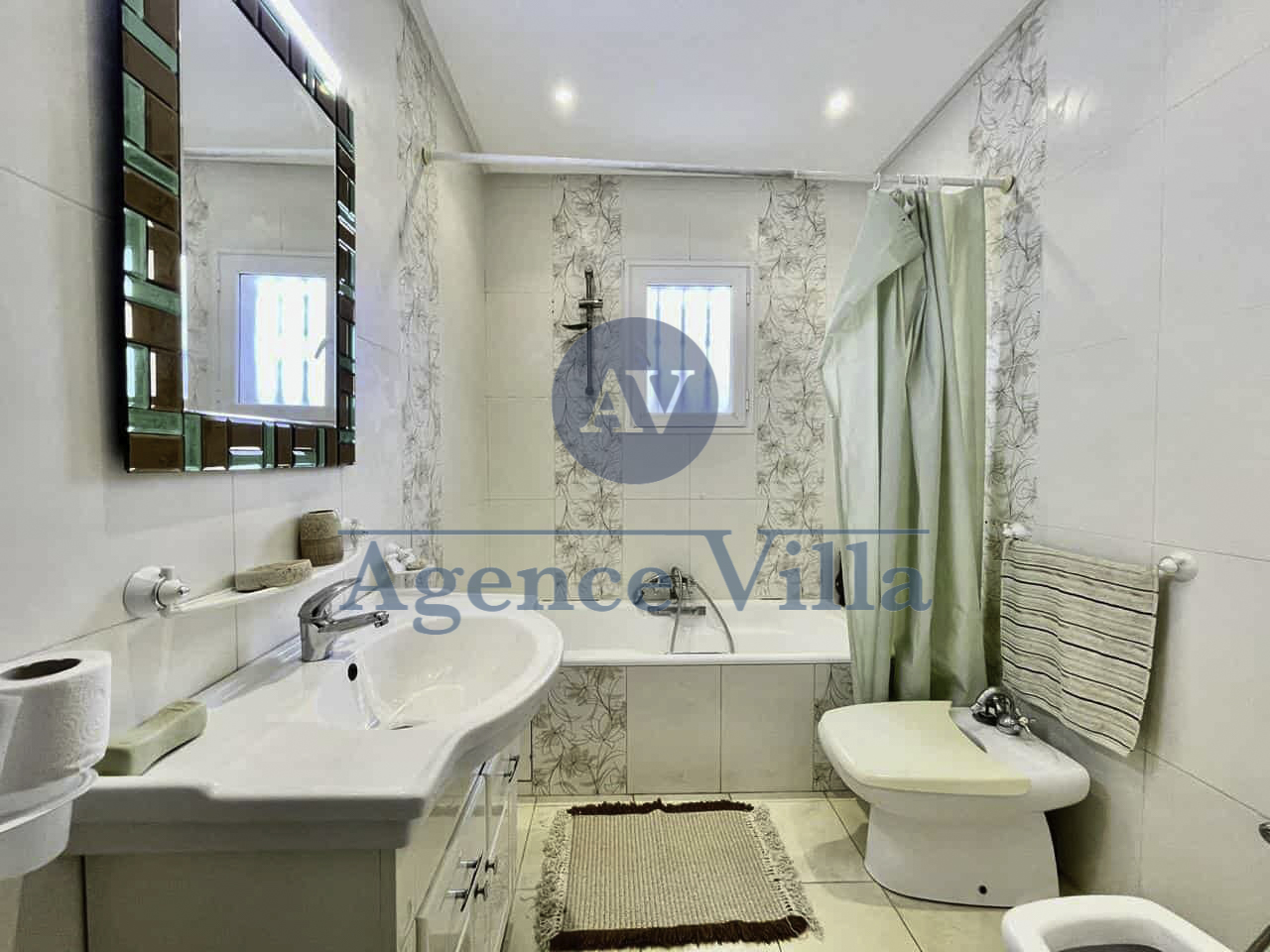 La Marsa Sidi Daoud Location Appart. 3 pices Un appartement s2 meubl  la marsa avec garage