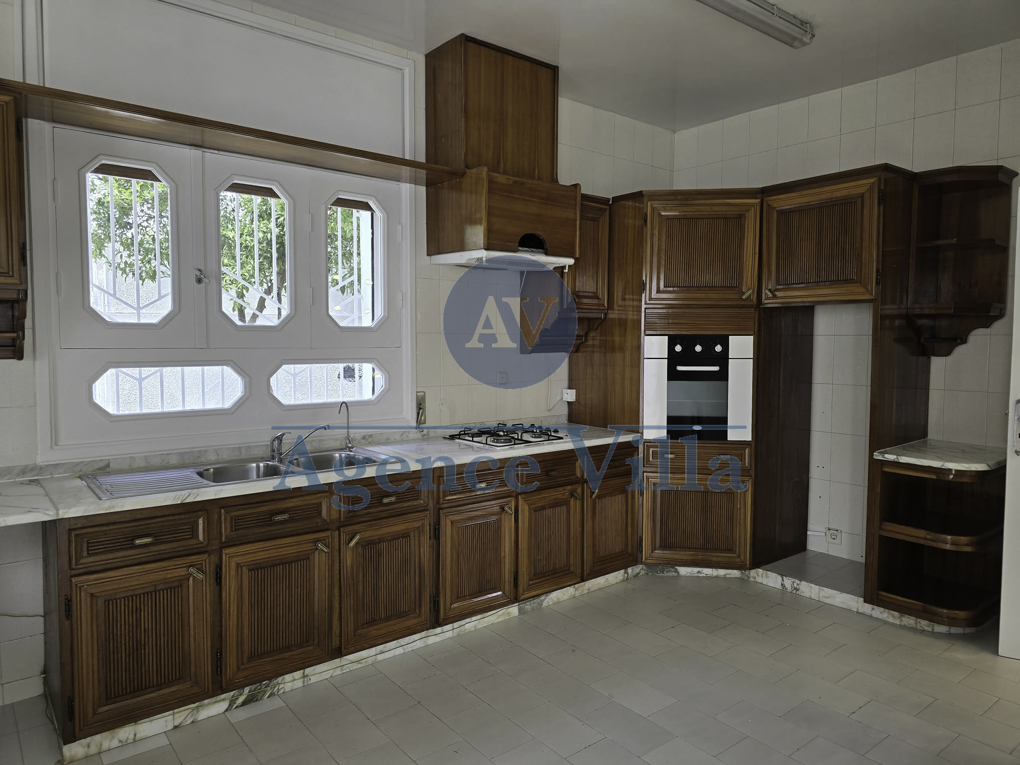 La Marsa Marsa Ennassim Location Maisons Une villa s5  la marsa cit les pins