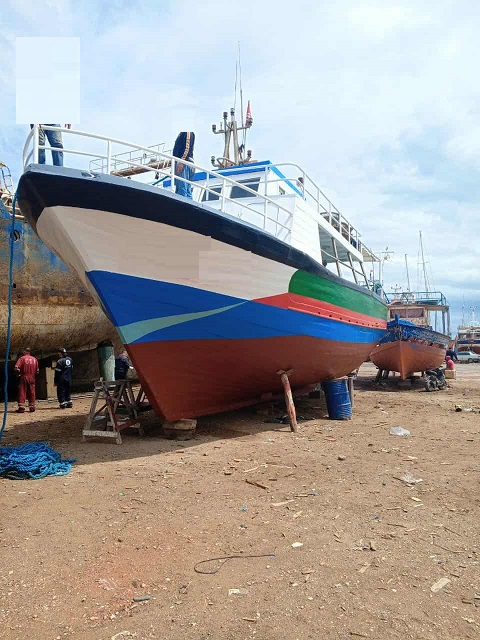 Ras Jebel Metline Bateaux  moteurs Bateau de pche Bateau de peche