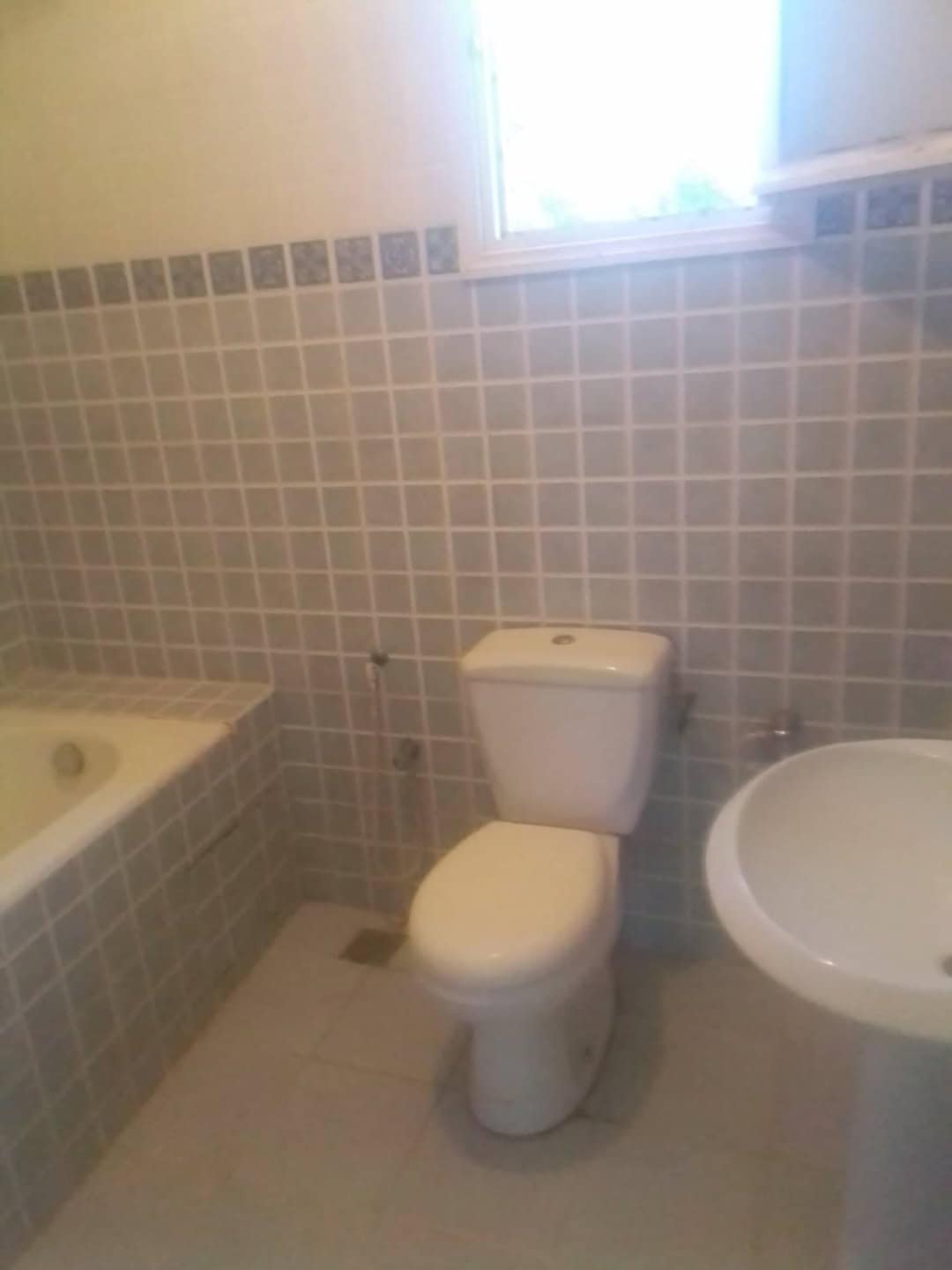 Cite El Khadra Cite El Khadra Location Appart. 2 pices Maison a cite el khadra