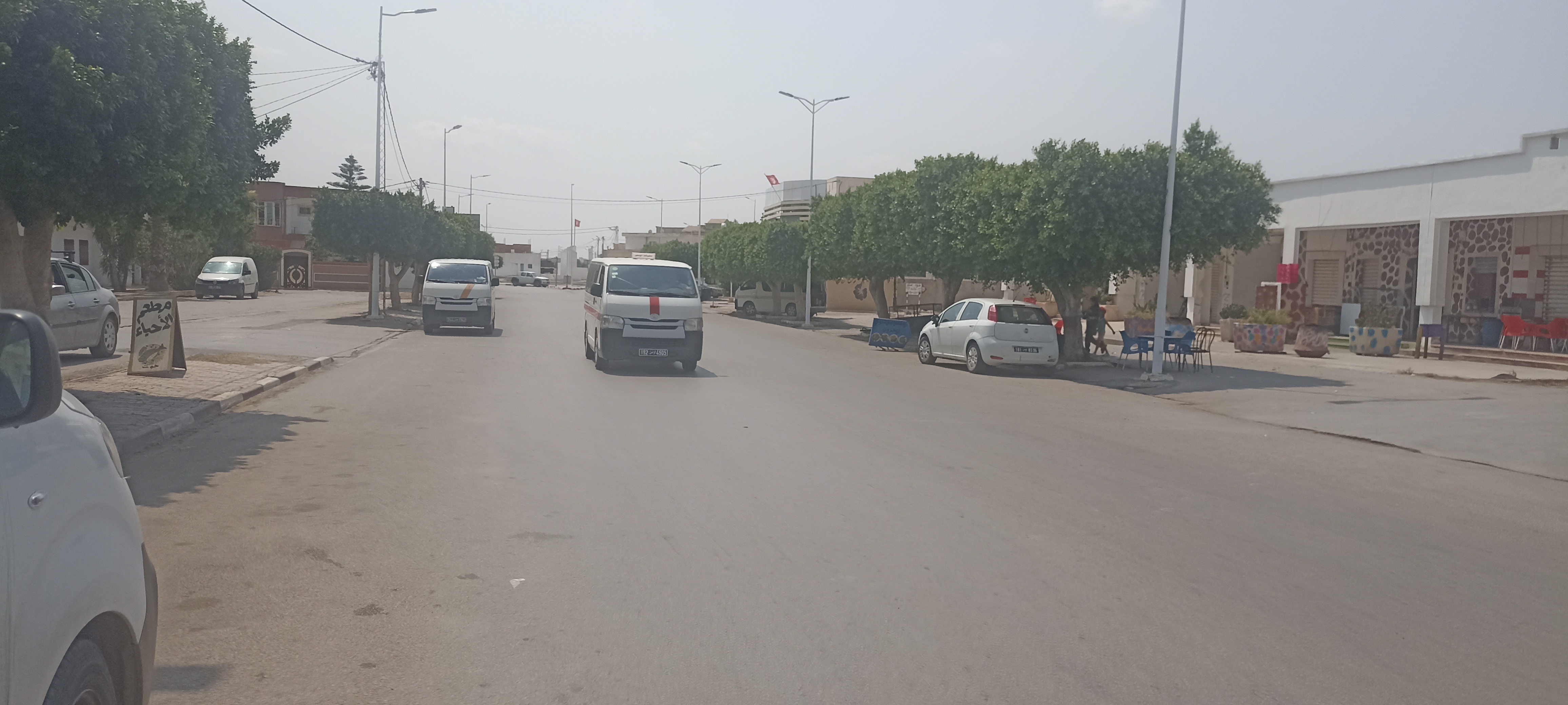 Bir Mcherga Bir Mcherga Bureaux & Commerces Surfaces Une entreprise pour matriaux de construction