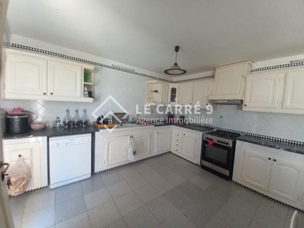 La Marsa Gammart Location Maisons Un rdc d'une villa  gammarth suprieur
