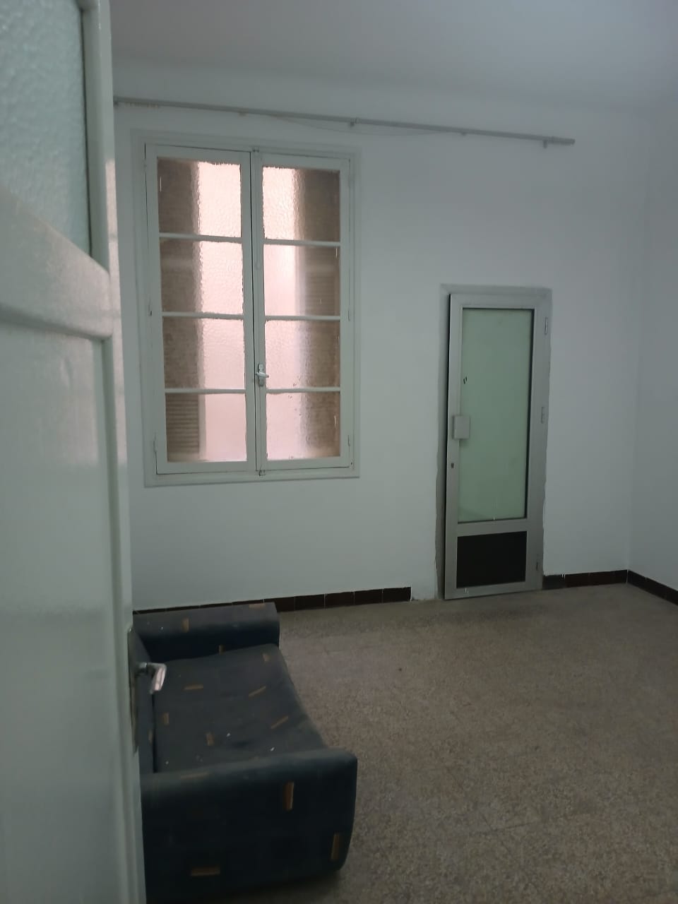 Cite El Khadra Cite El Khadra Vente Appart. 5 pices+ Appartemrnt lafayette
