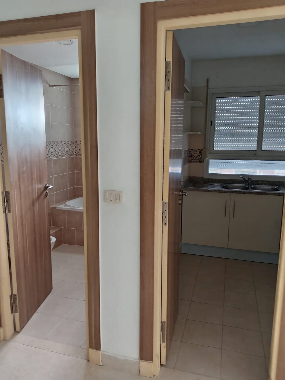La Soukra La Soukra Vente Appart. 2 pices Appartement  s    plus 1  la soukra