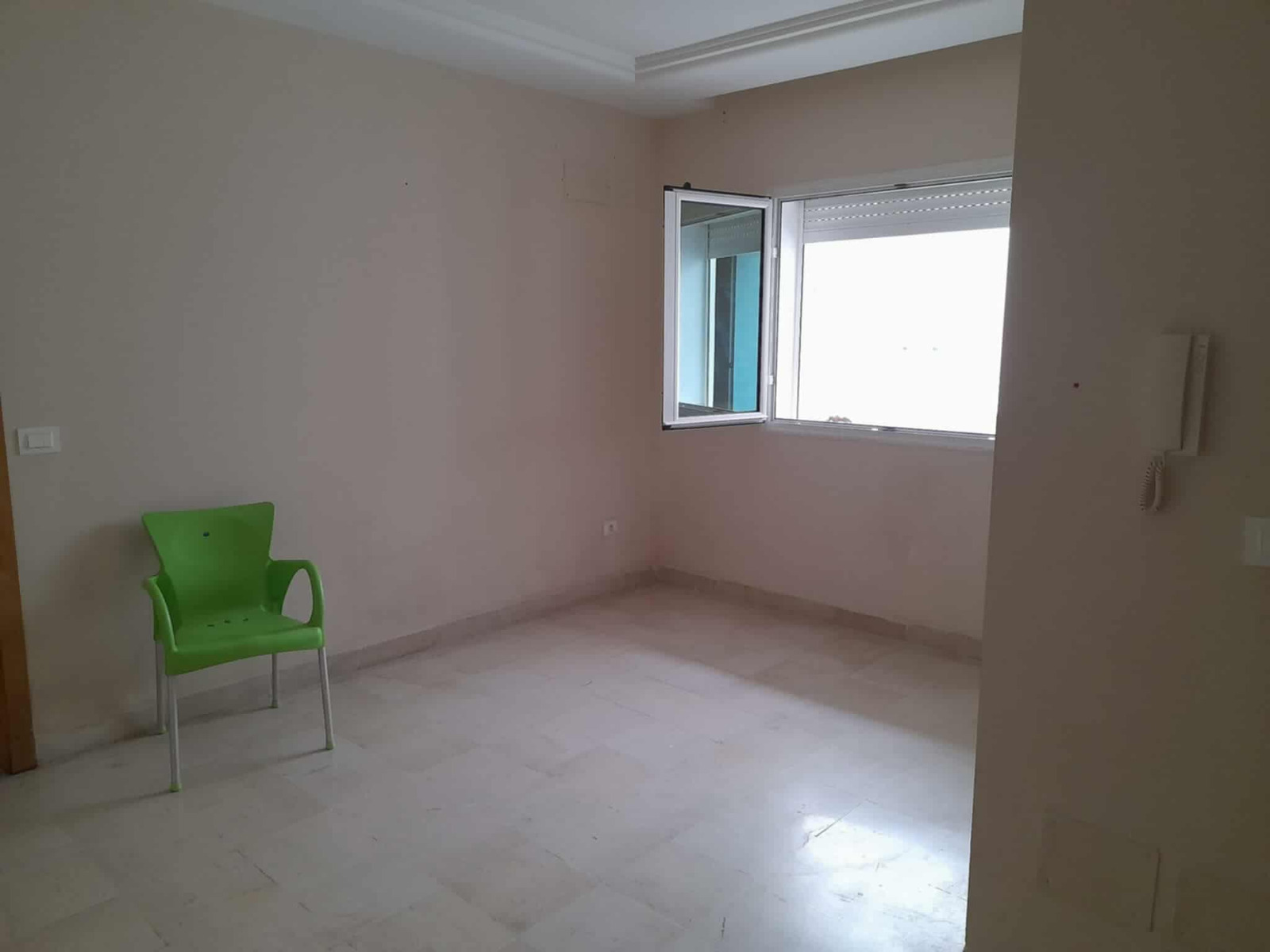 La Marsa El Aouina Vente Appart. 2 pices Appartement    splus 1  lwahat