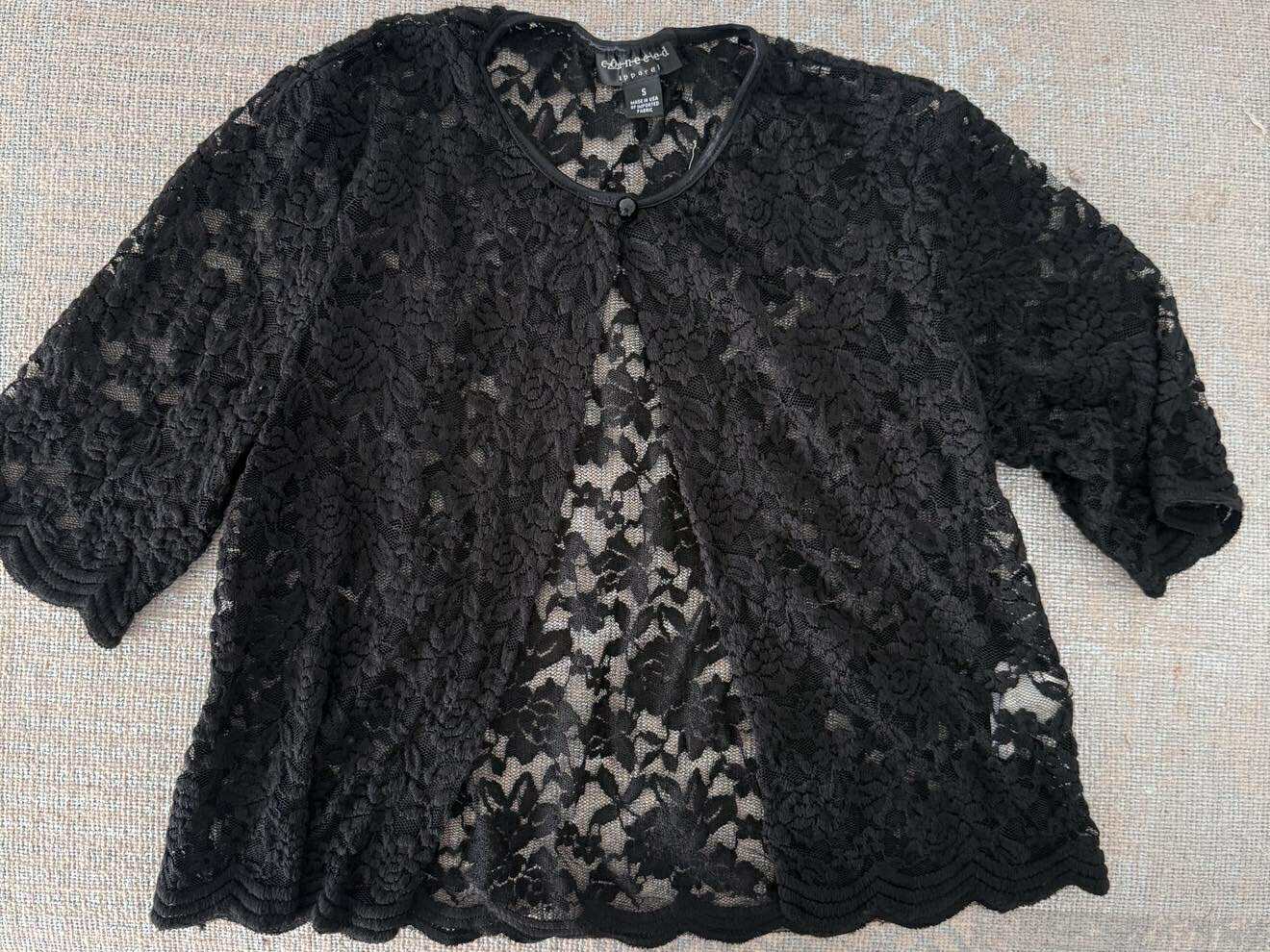 Mnihla Jardins d'el Menzah Femmes Autre Vetement et sac neufs