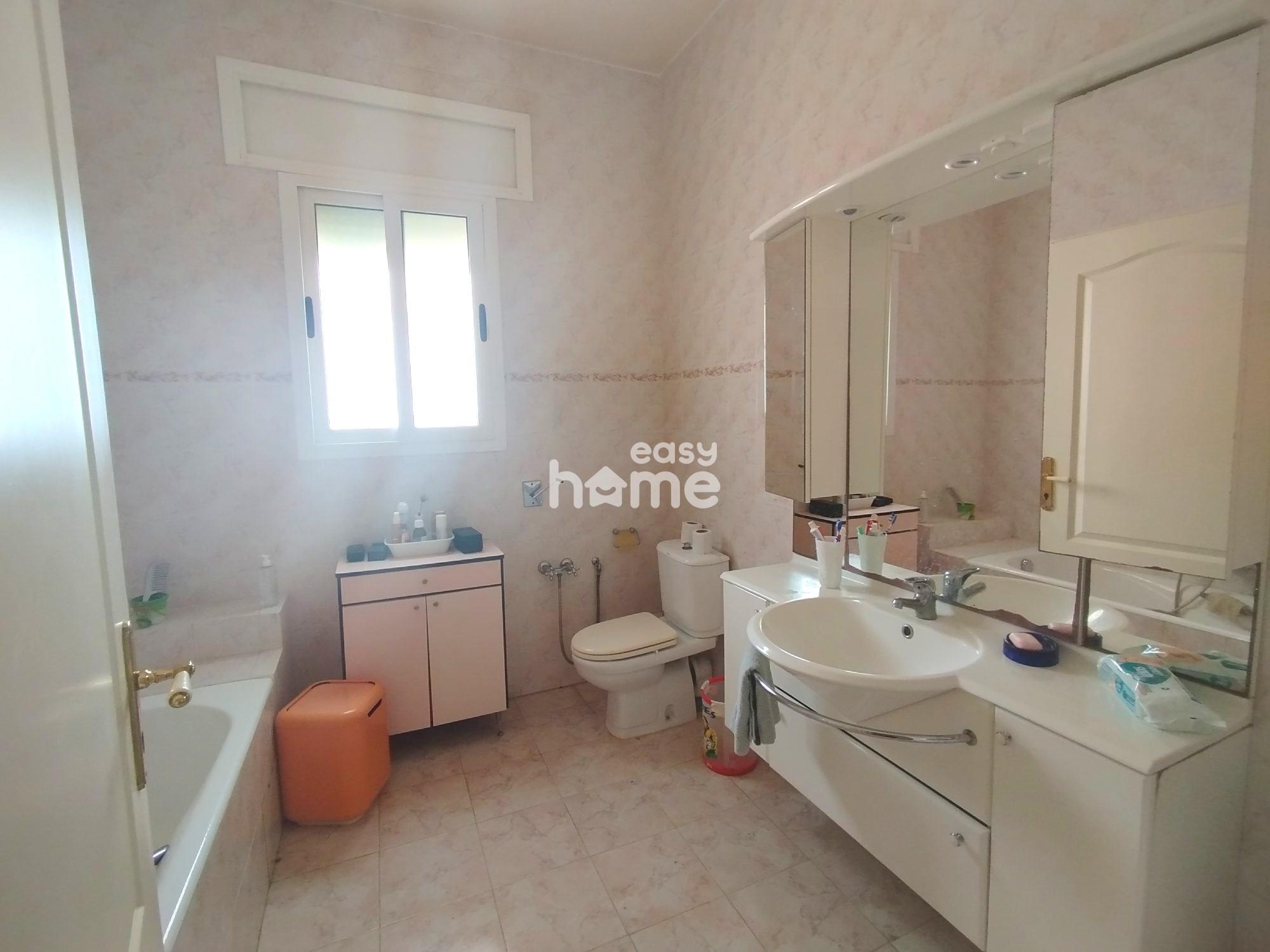Hammamet Zone Hoteliere Vente Maisons Villa plain pieds de 1073m2  hammamet nord