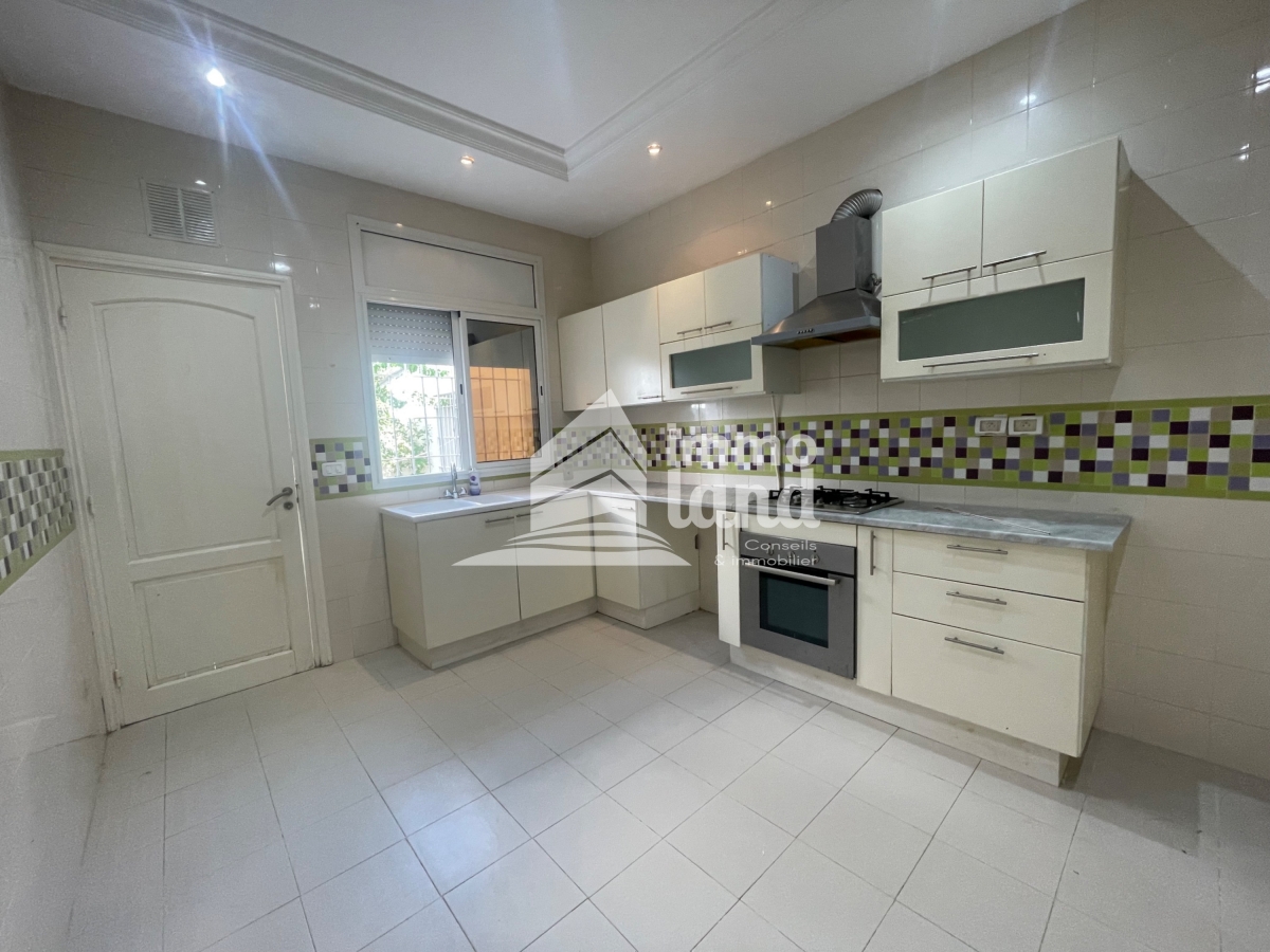 La Marsa Cite El Khalil Location Appart. 4 pices Appartement s4  la marsa