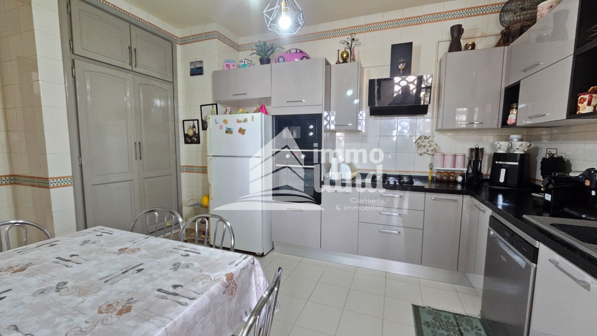 La Soukra La Soukra Vente Appart. 4 pices Appartement s3  la soukra