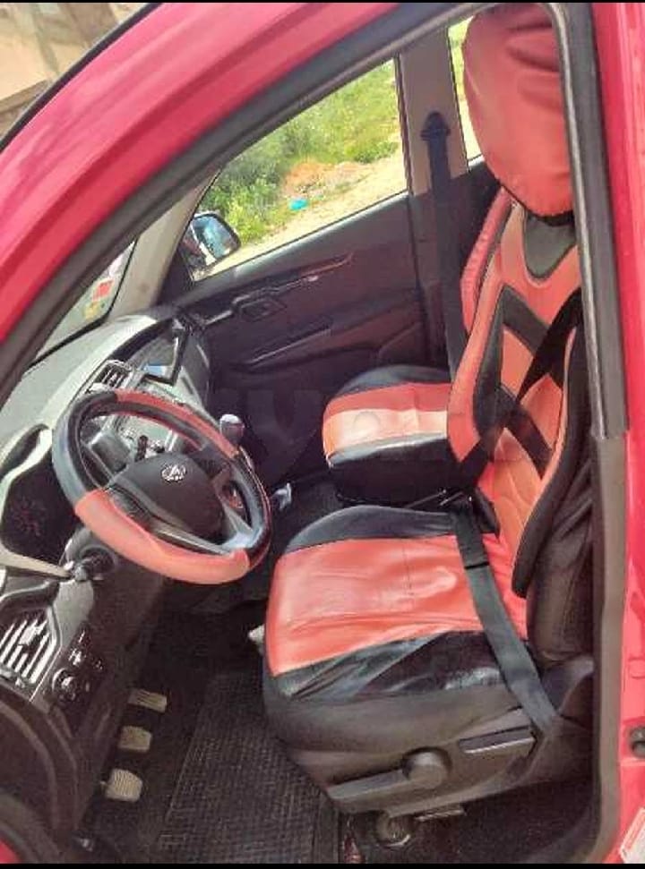 Hammam Chatt Borj Cedria Mahindra Autre Modle Mahindra k8 trs bon tat