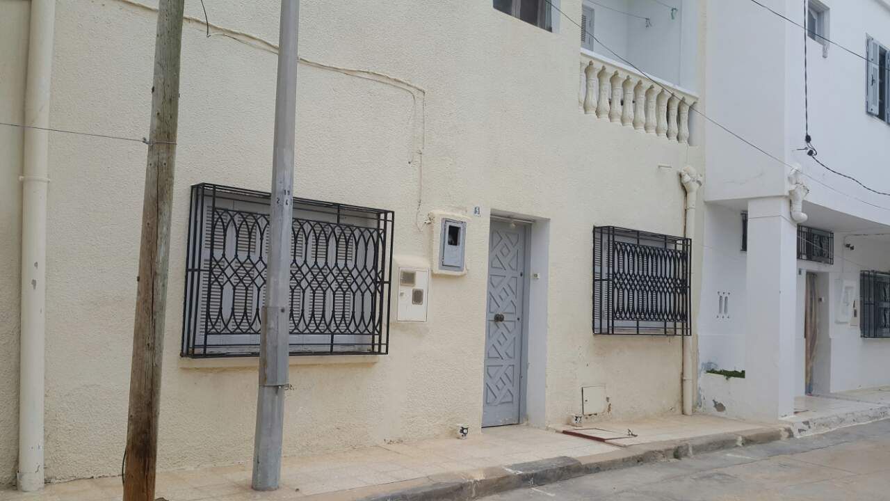 Sakiet Eddaier Essaltania Vente Maisons Maison a deux tages  saltnia titre fonc