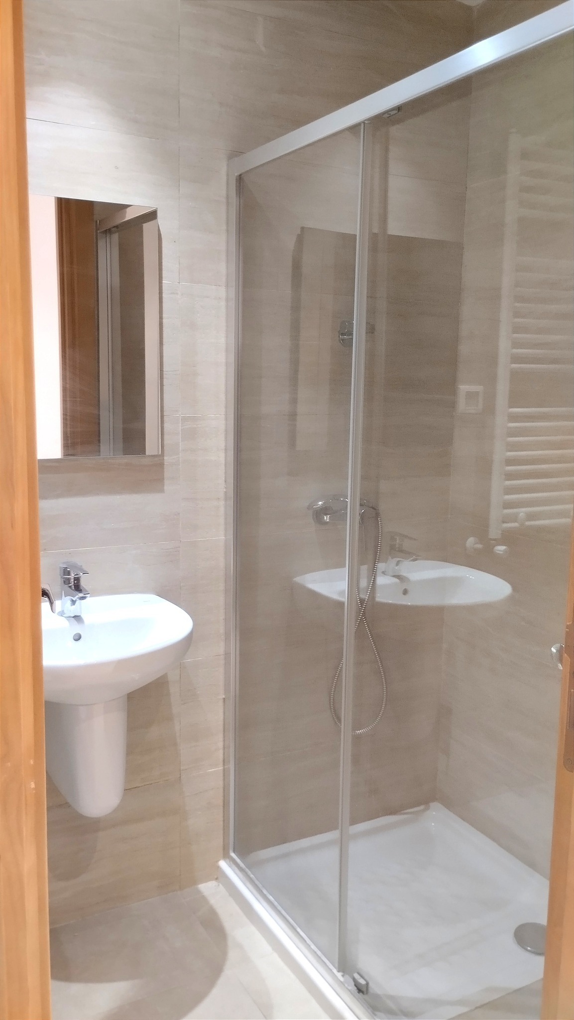 La Soukra La Soukra Location Appart. 4 pices Un appartement s3 situe a la soukra