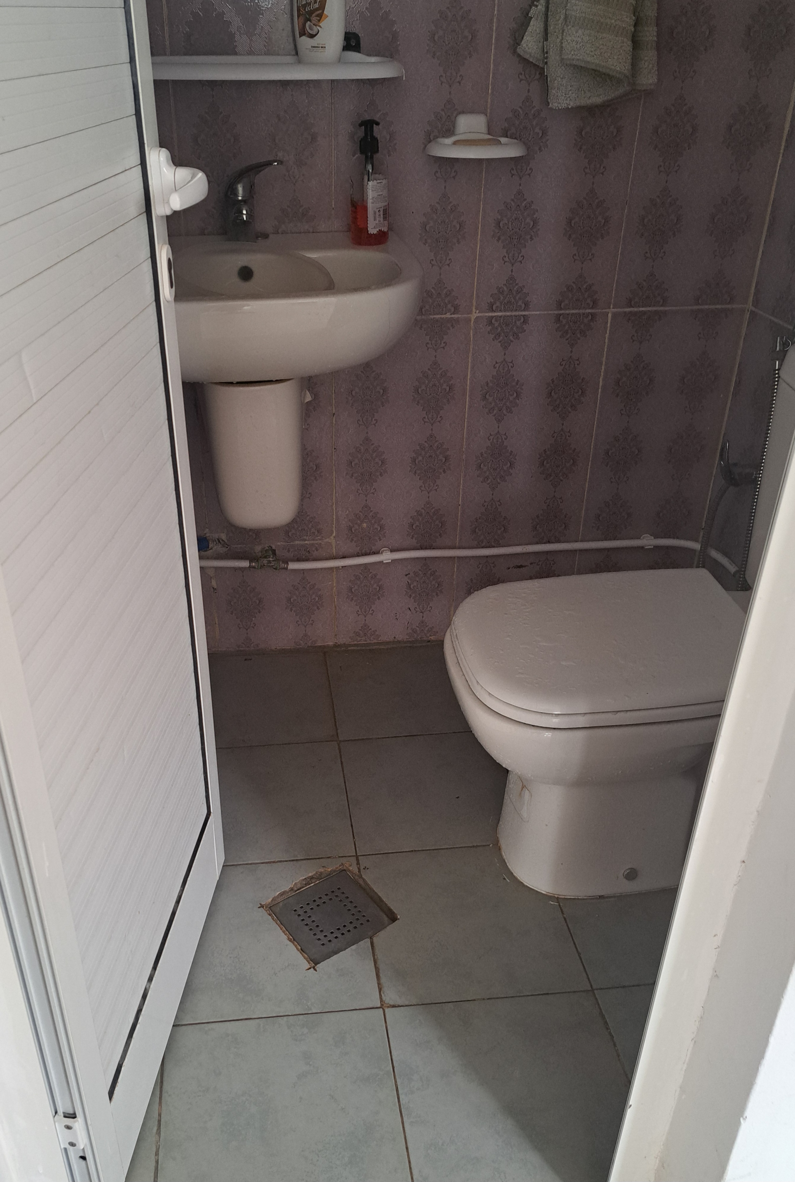 Sahline Mootmar Location Appart. 1 pice Spacieux rez de jardin