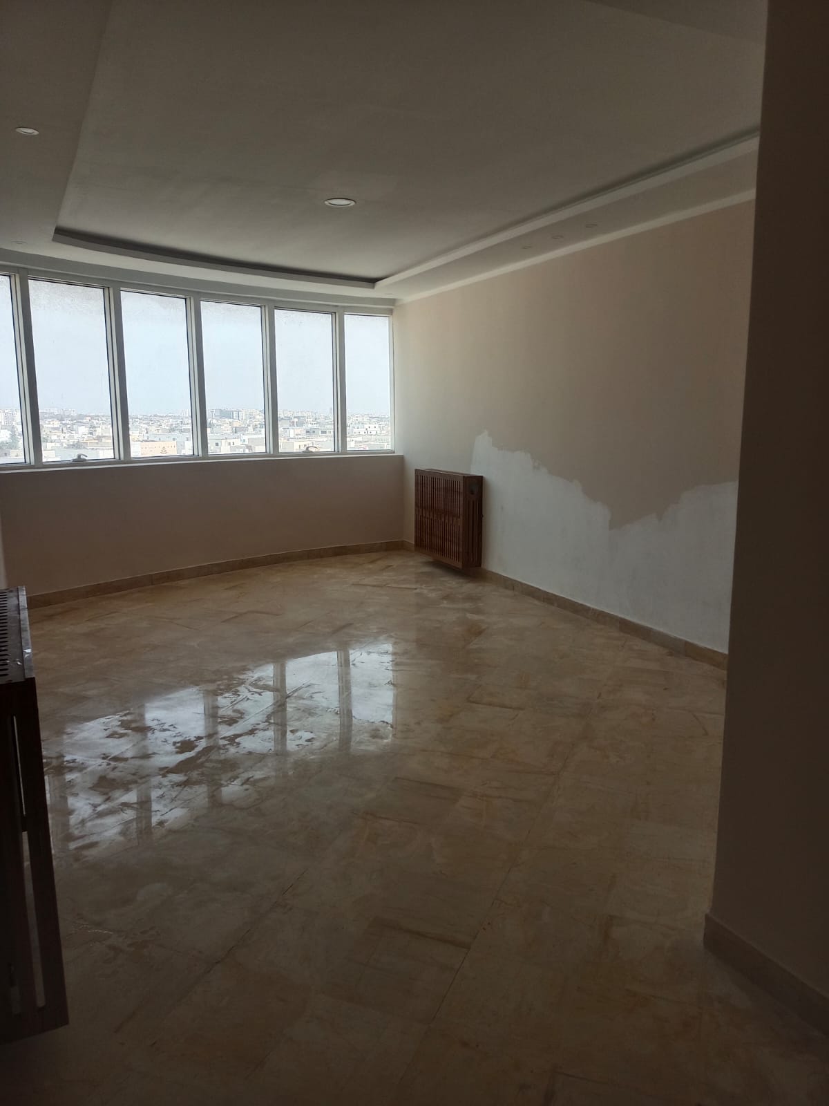 La Marsa El Aouina Location Appart. 2 pices S plus 2 retaper a neuf a jardins de loaouina