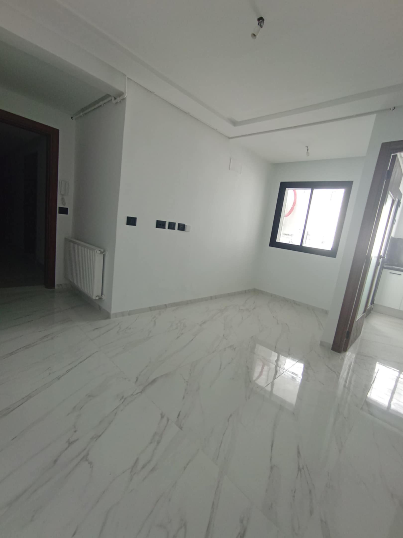 La Marsa El Aouina Location Appart. 2 pices S plus 2 jamais habite avec place parking sous sol