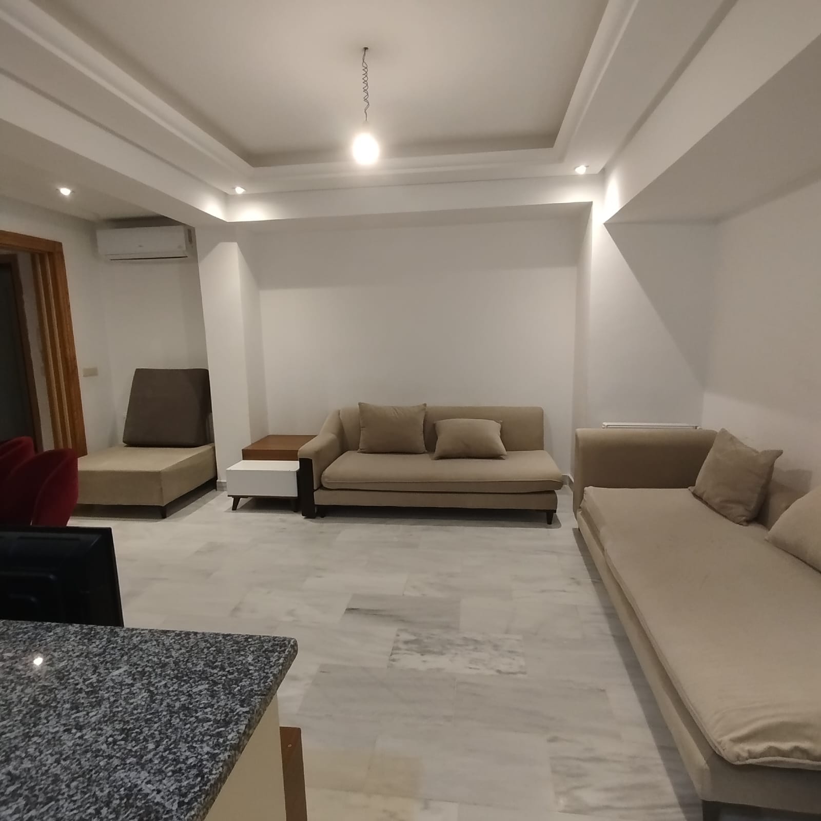 Mnihla Cite Ennasr Location Appart. 2 pices Magnifique appartement s2 meubl hs  ennasr2