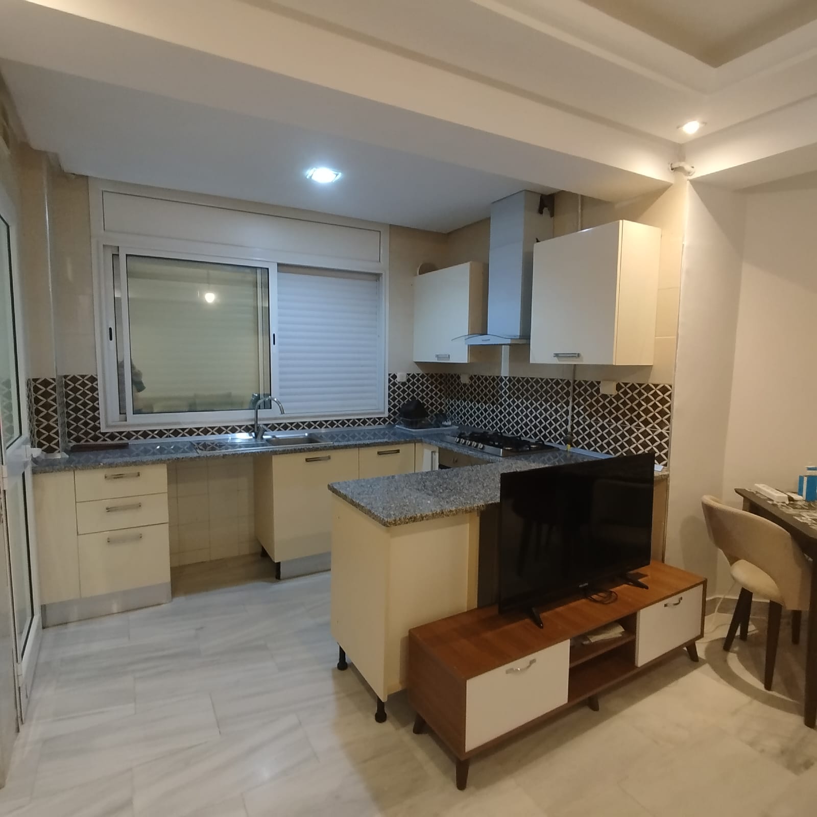 Mnihla Cite Ennasr Location Appart. 2 pices Magnifique appartement s2 meubl hs  ennasr2