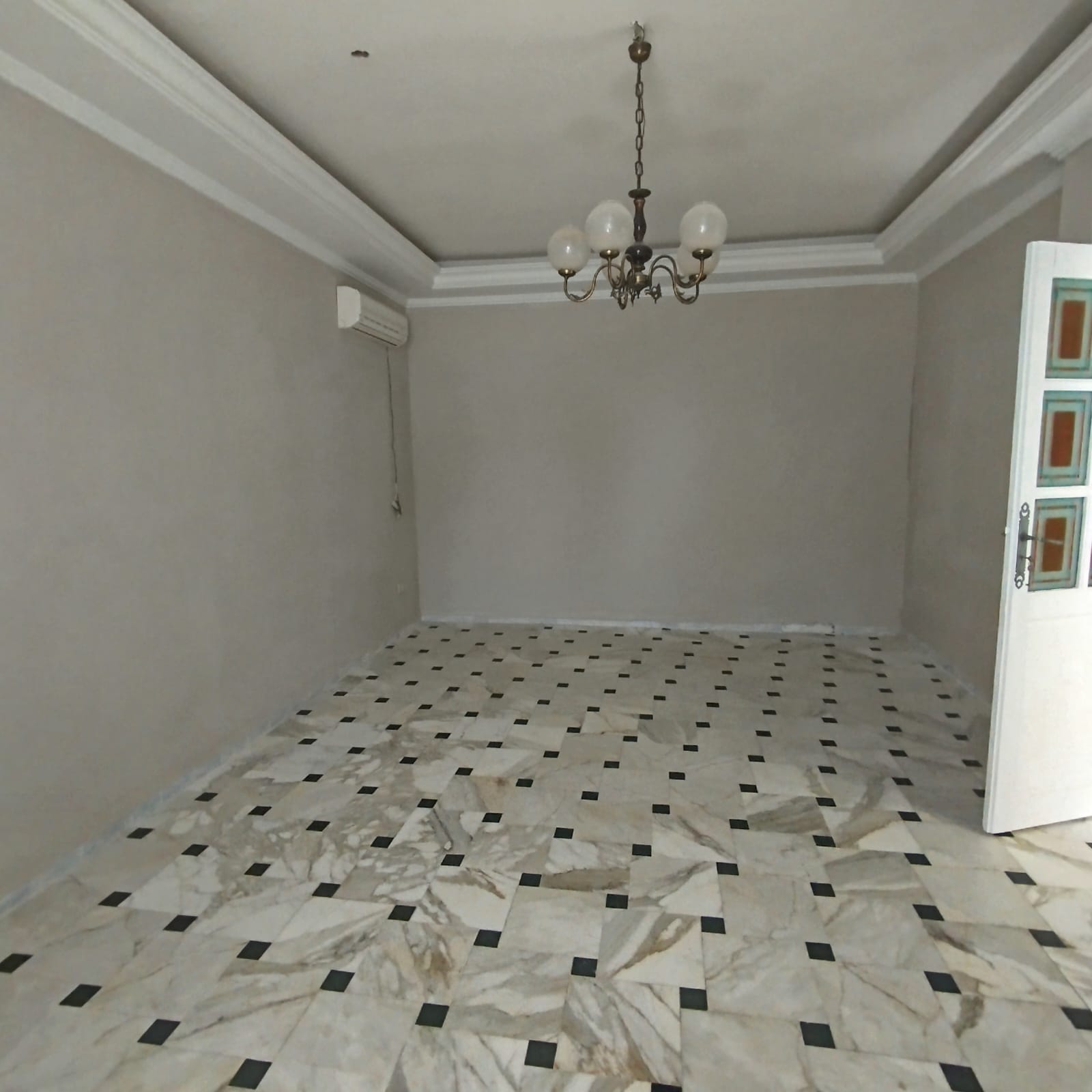 El Menzah El Menzah 9 Location Appart. 4 pices Vaste rdc de villa  menzah9a